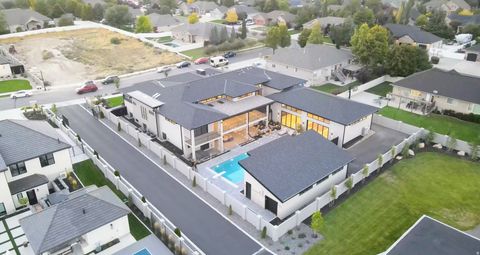 Tiny photo for 10939 S VIA ENCANTADA WAY, South Jordan, UT 84095 (MLS # 2141560)