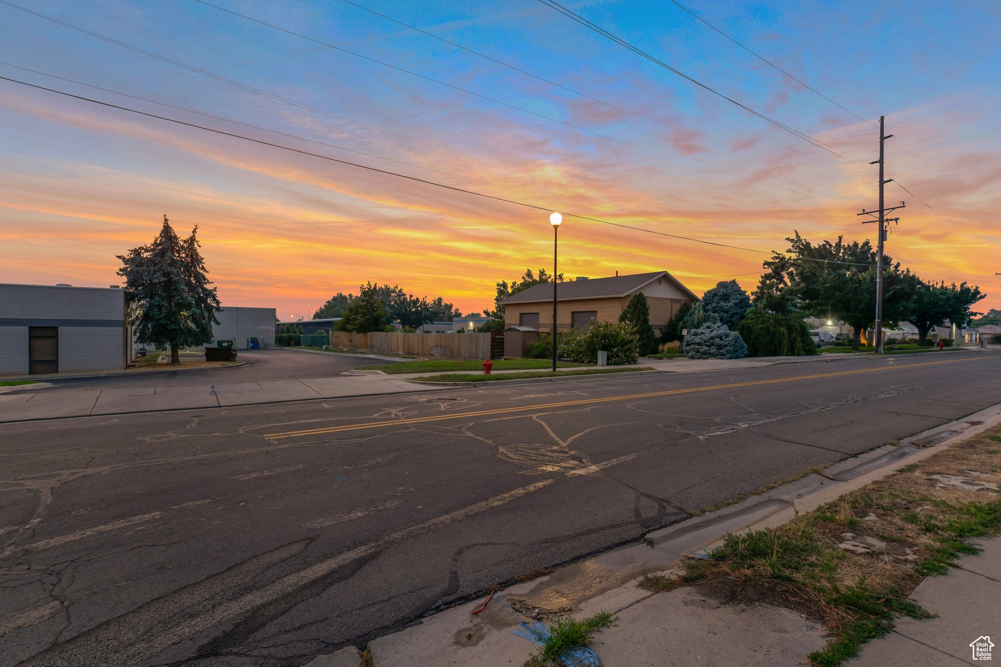 8701 S Monroe St, Sandy, Utah image 21