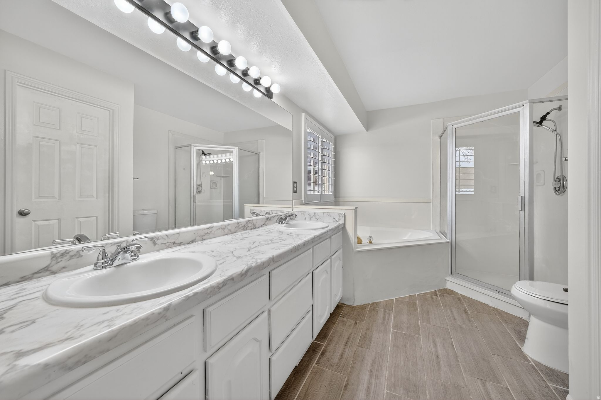 MEADOWS - Residential