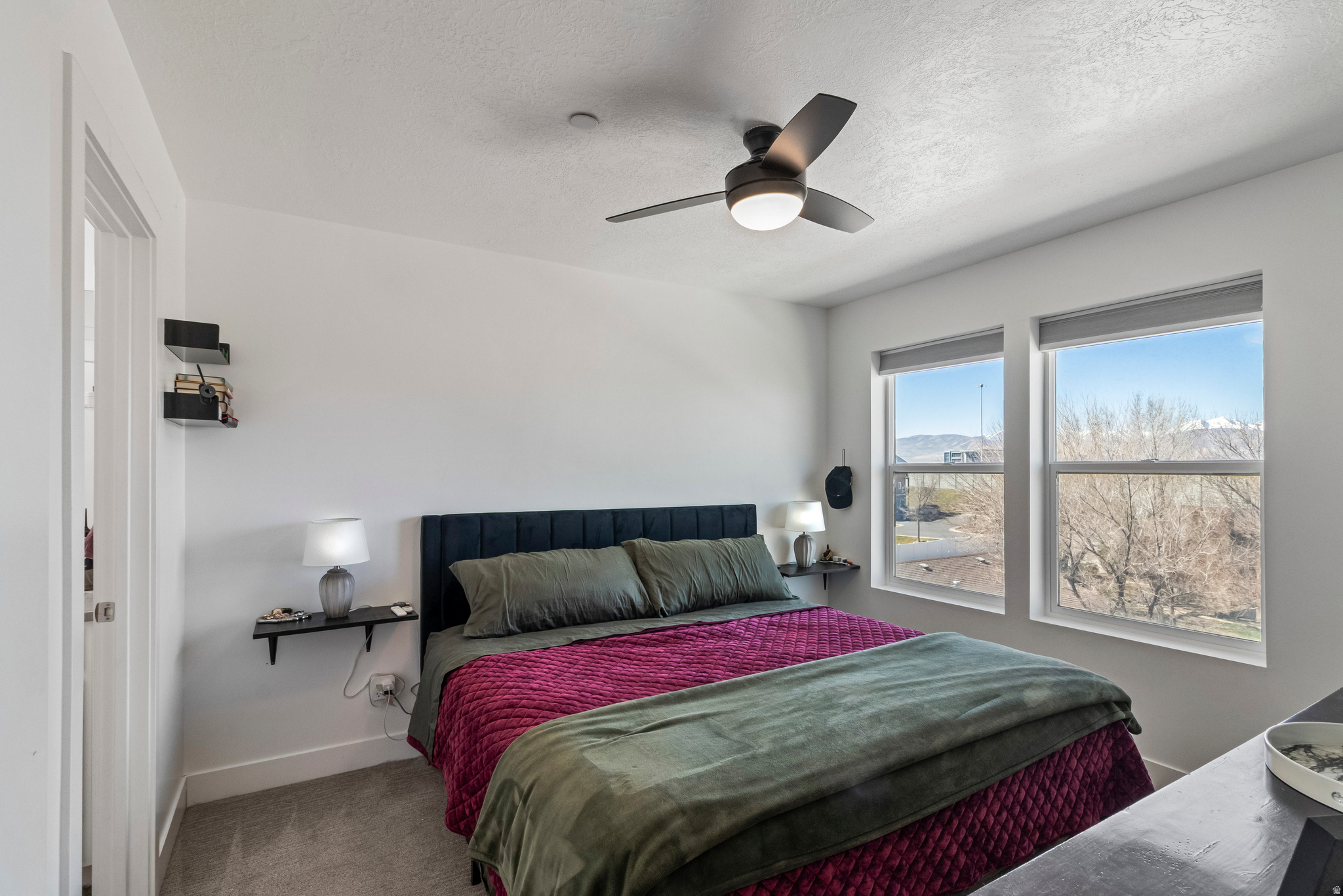 CREEKSIDE - Residential