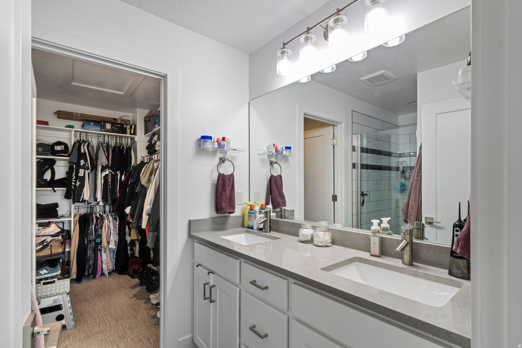 CREEKSIDE - Residential