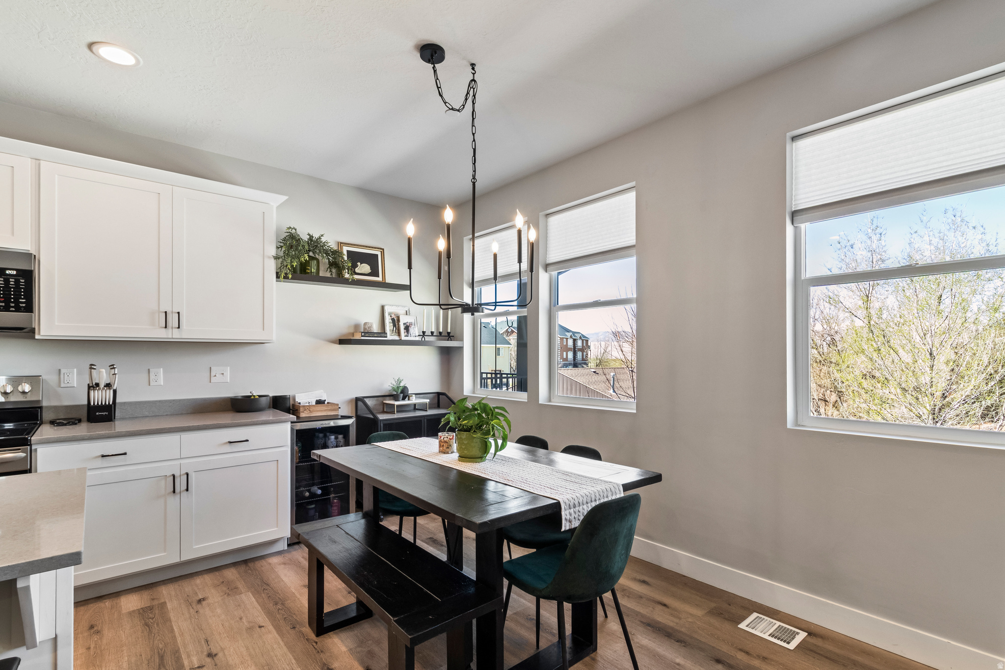 CREEKSIDE - Residential