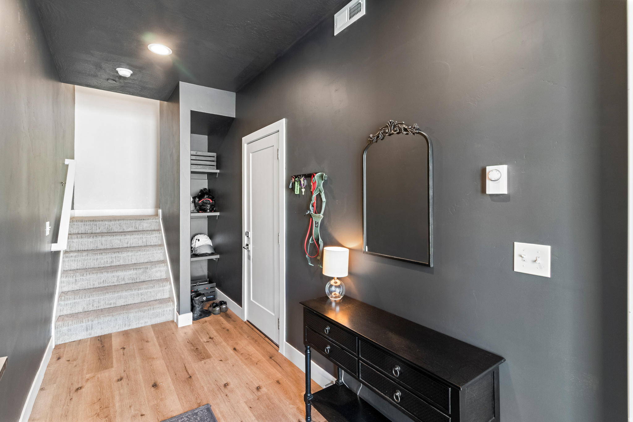 CREEKSIDE - Residential