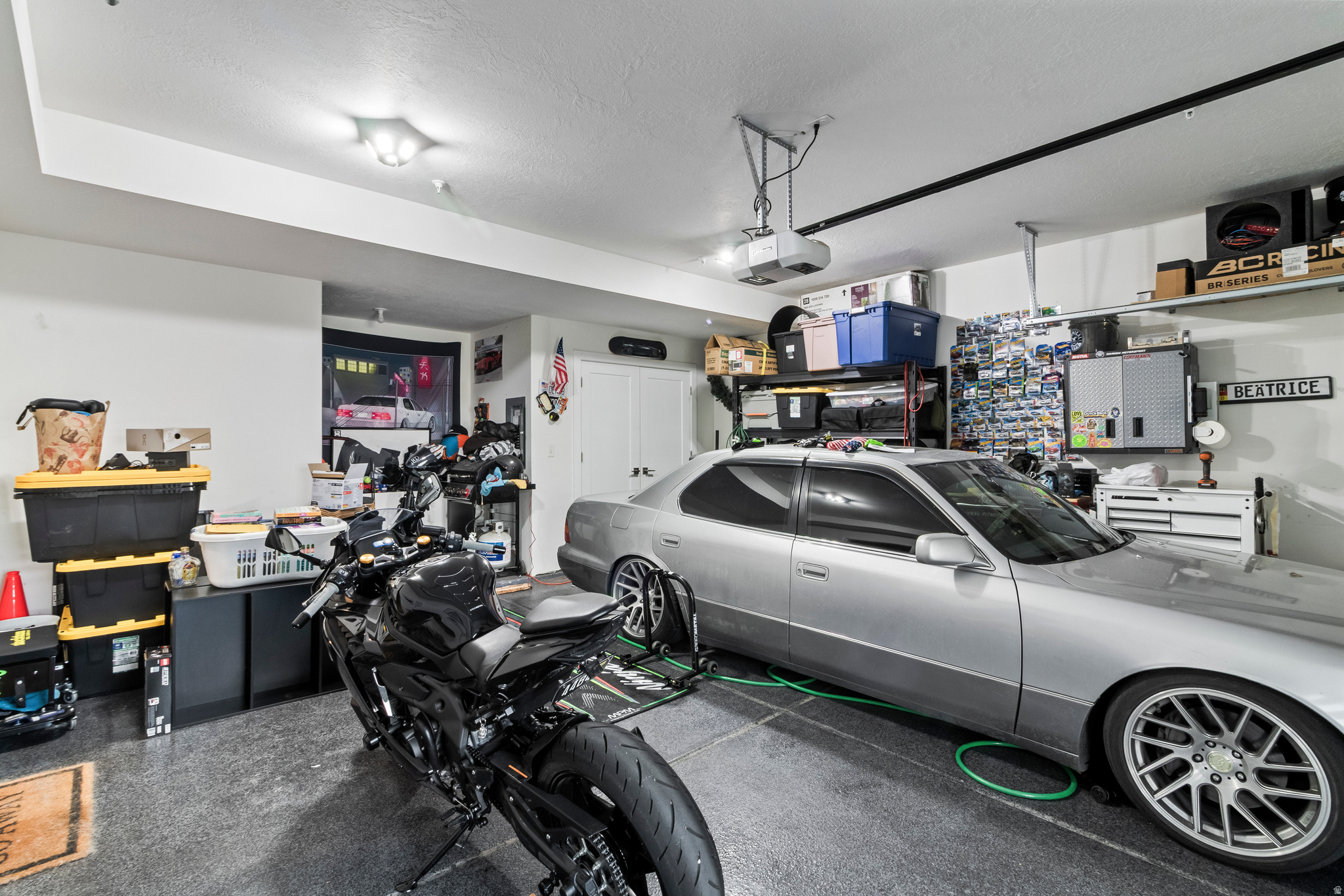 CREEKSIDE - Residential