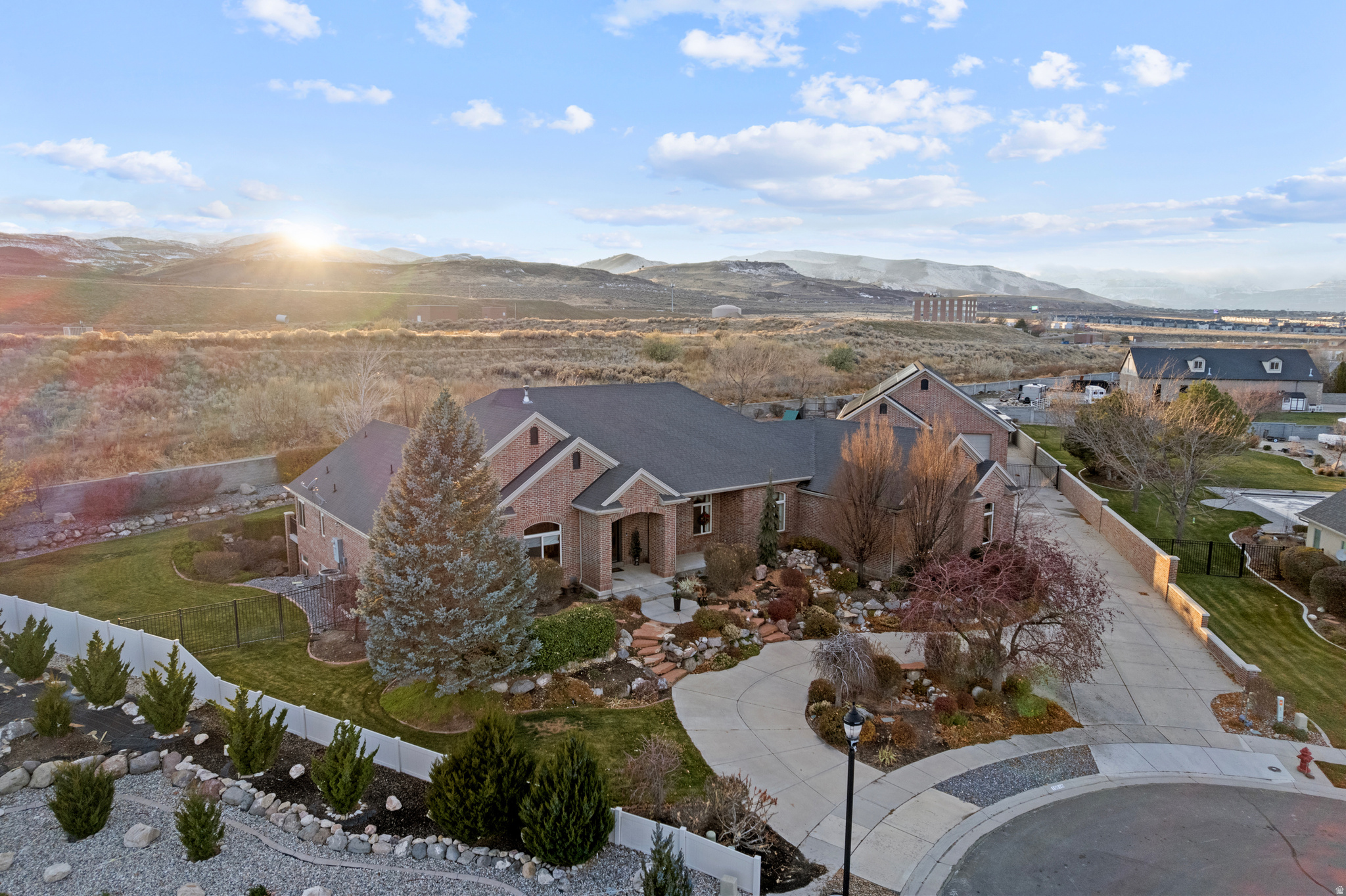 SCENIC RIDGE ESTATES - Residential