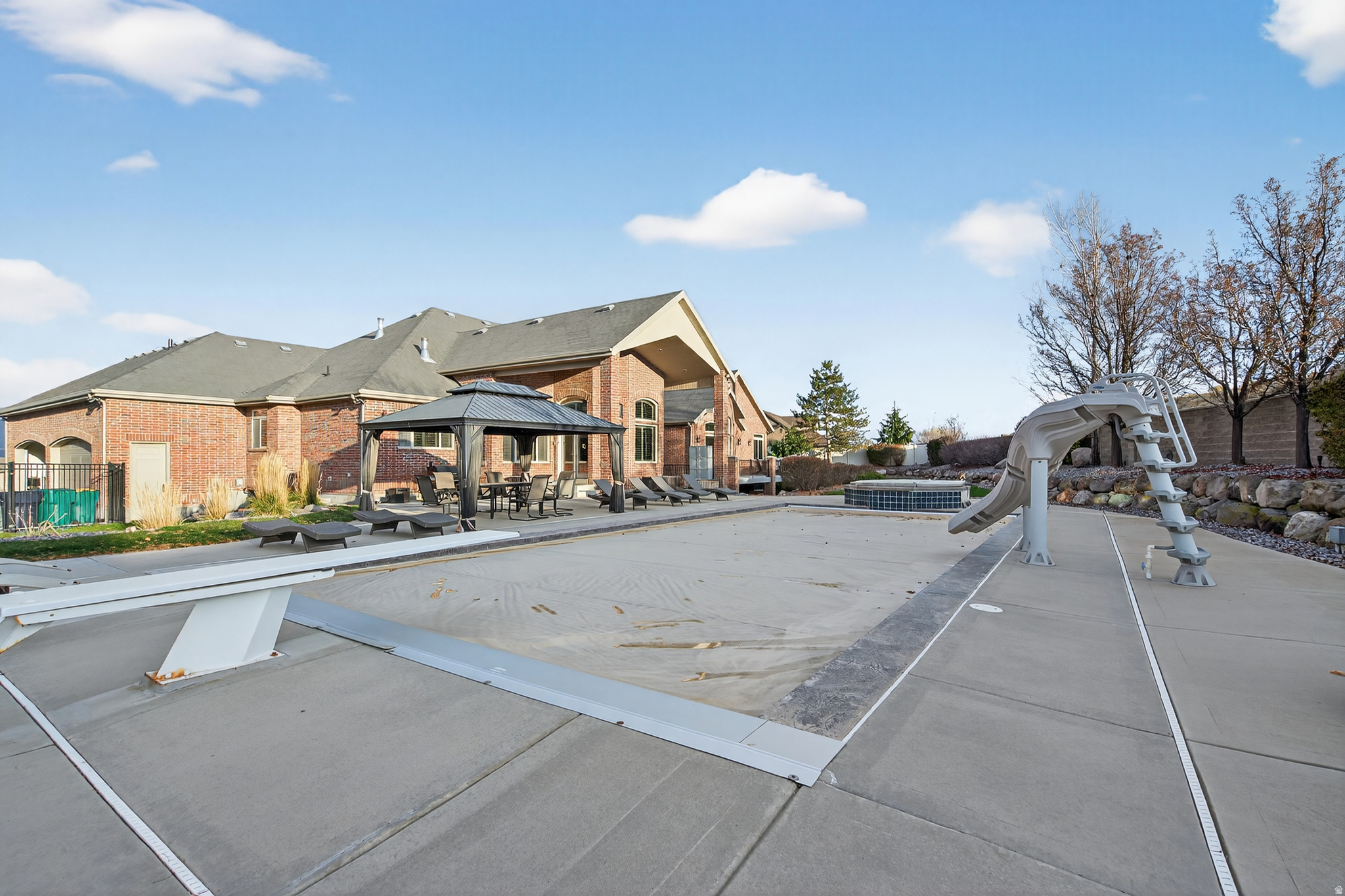 SCENIC RIDGE ESTATES - Residential