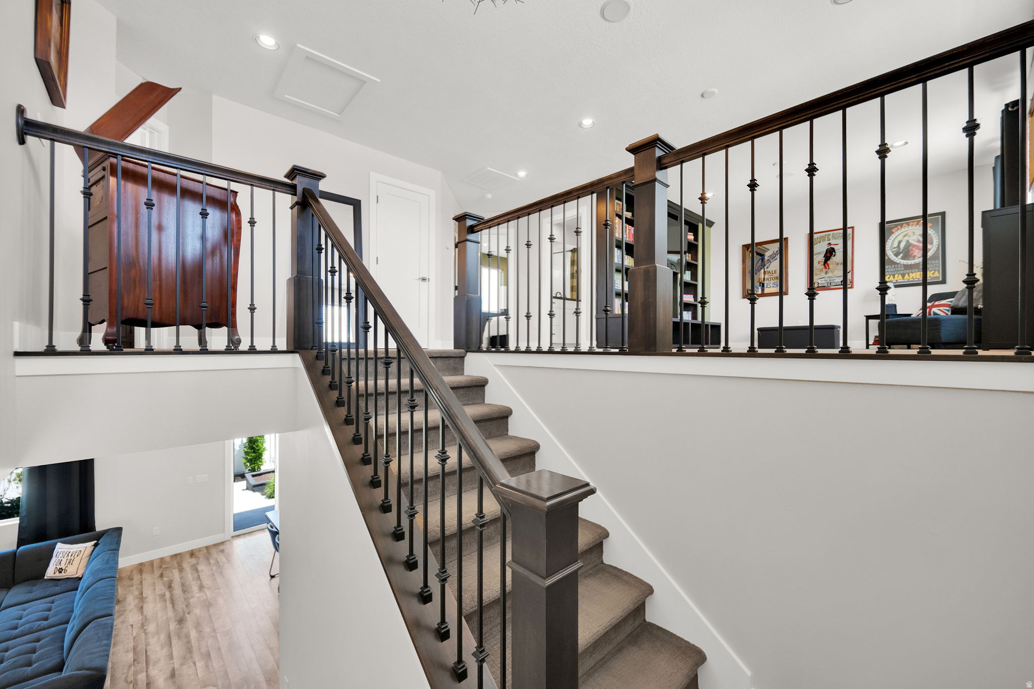 CRESTWOOD ESTATES - Residential