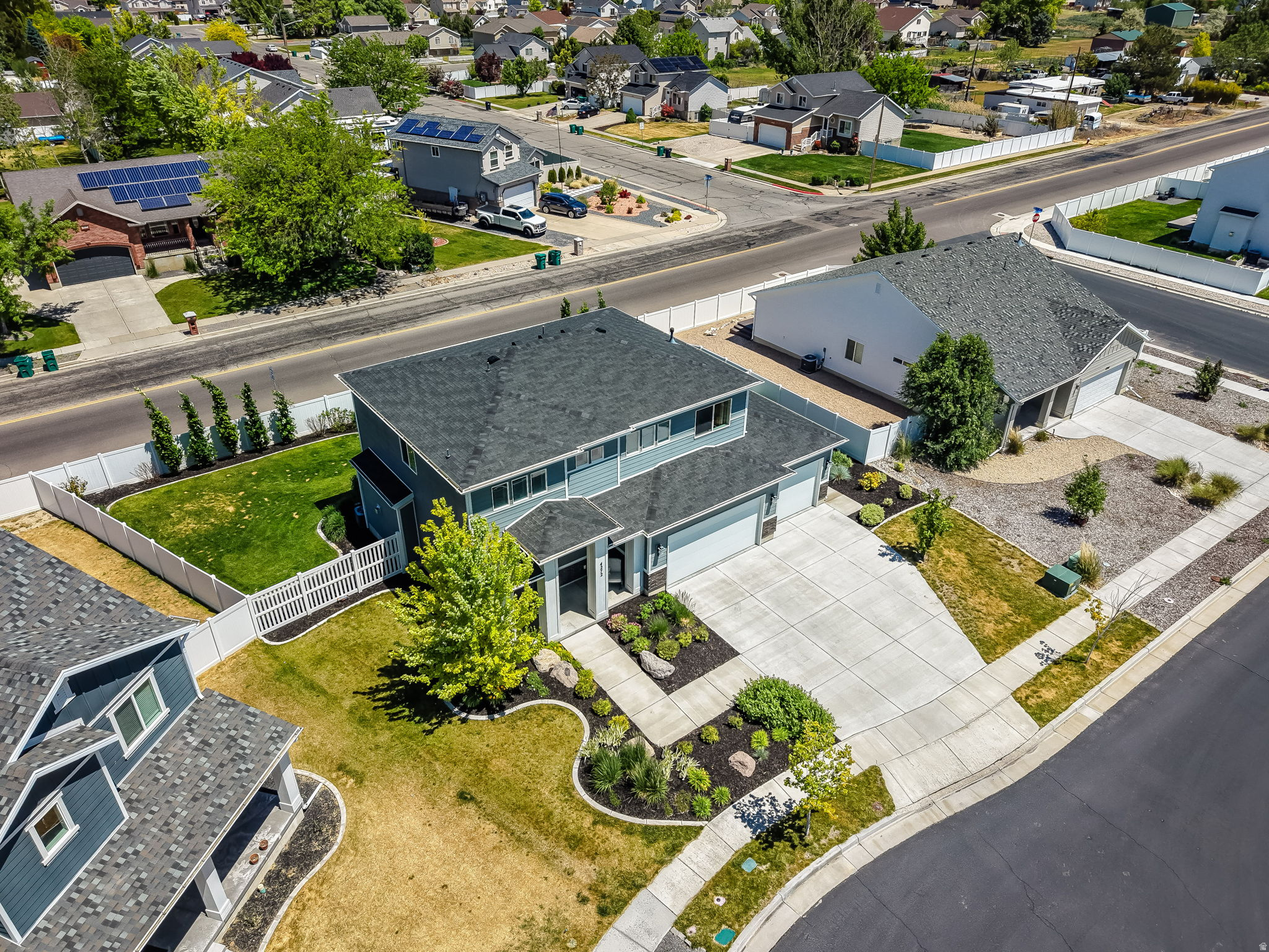 CRESTWOOD ESTATES - Residential