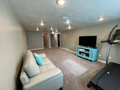 Tiny photo for 585 E 400 S, River Heights, UT 84321 (MLS # 2142085)