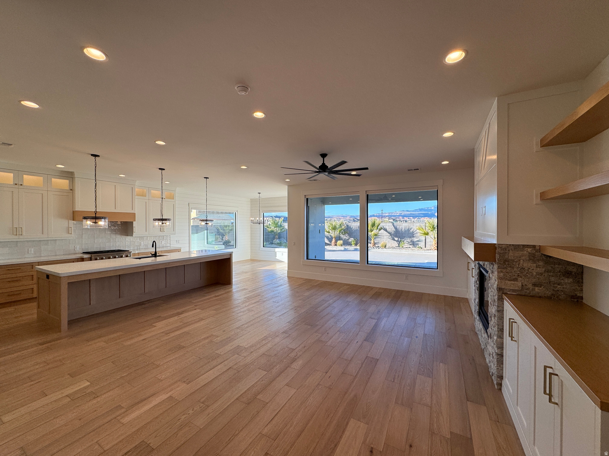 MOORLAND PARK 5 - Residential