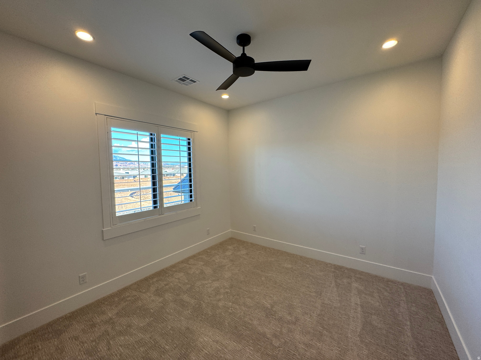 MOORLAND PARK 5 - Residential