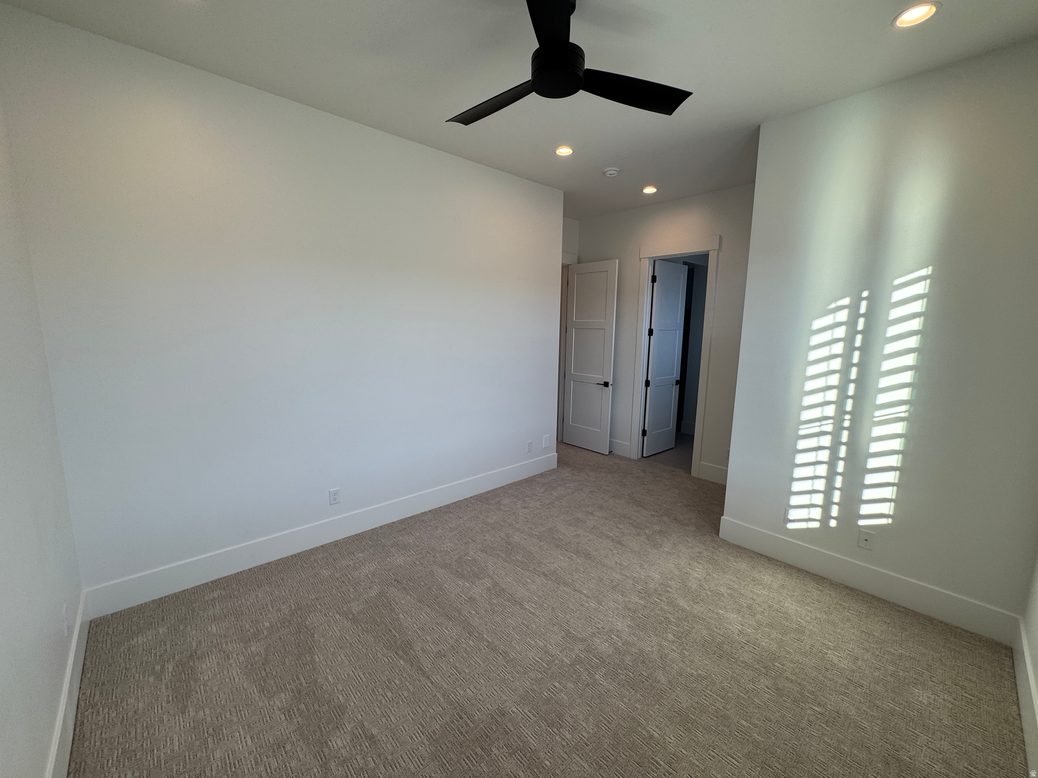 MOORLAND PARK 5 - Residential