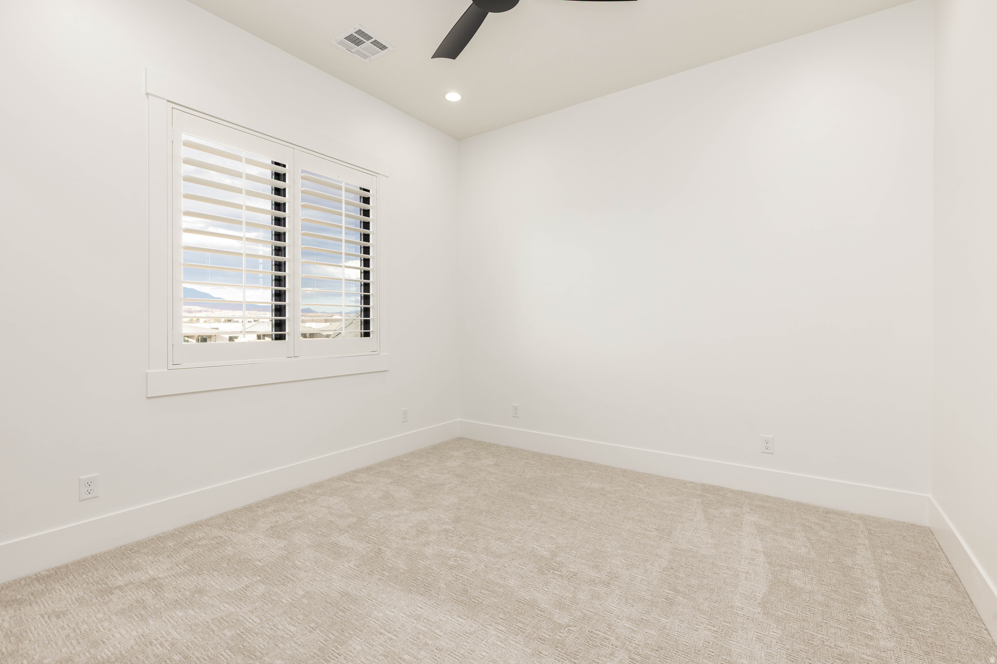 MOORLAND PARK 5 - Residential