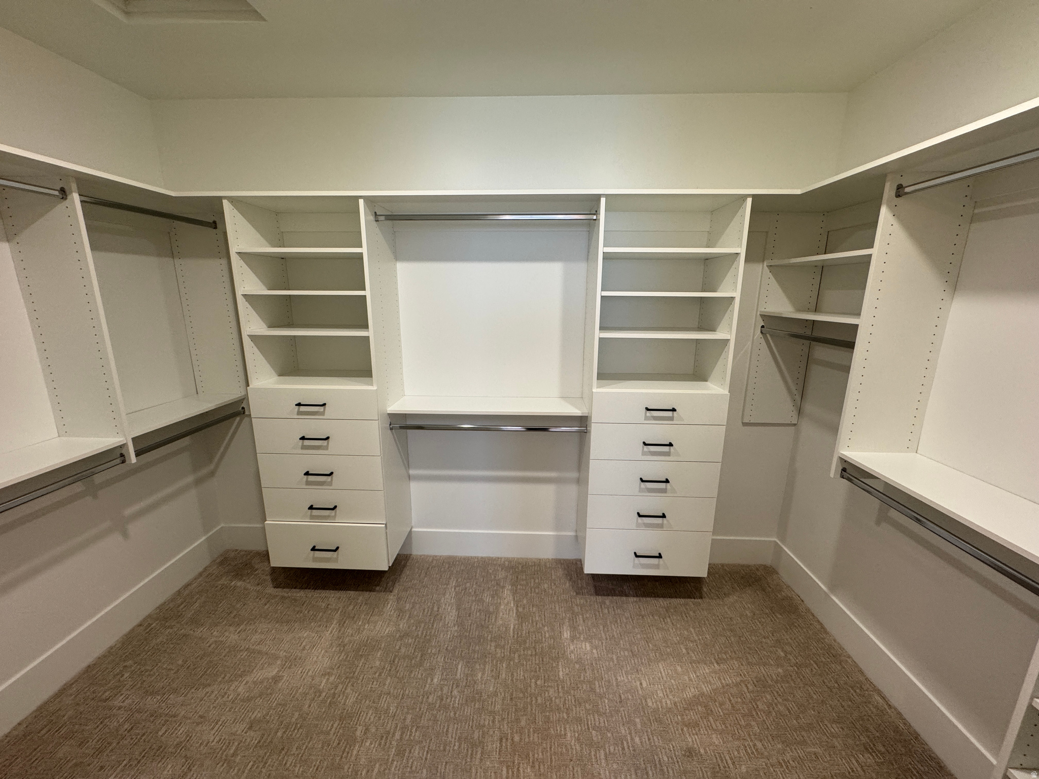 MOORLAND PARK 5 - Residential