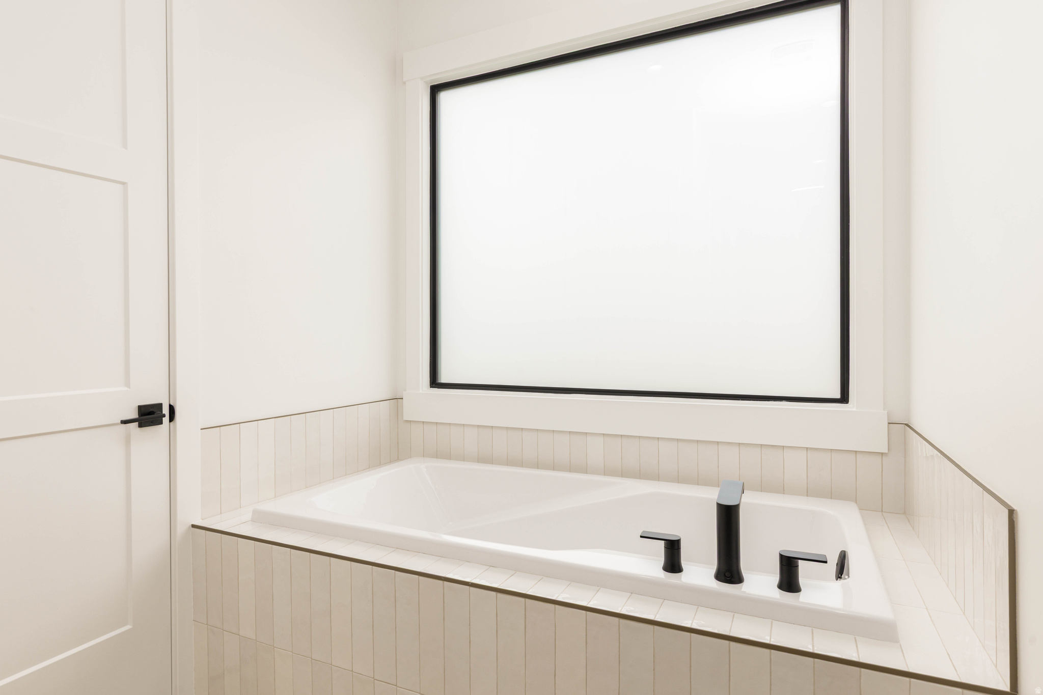 MOORLAND PARK 5 - Residential