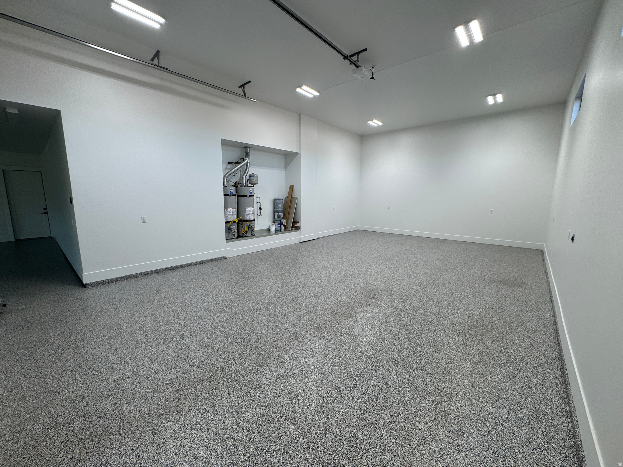 MOORLAND PARK 5 - Residential