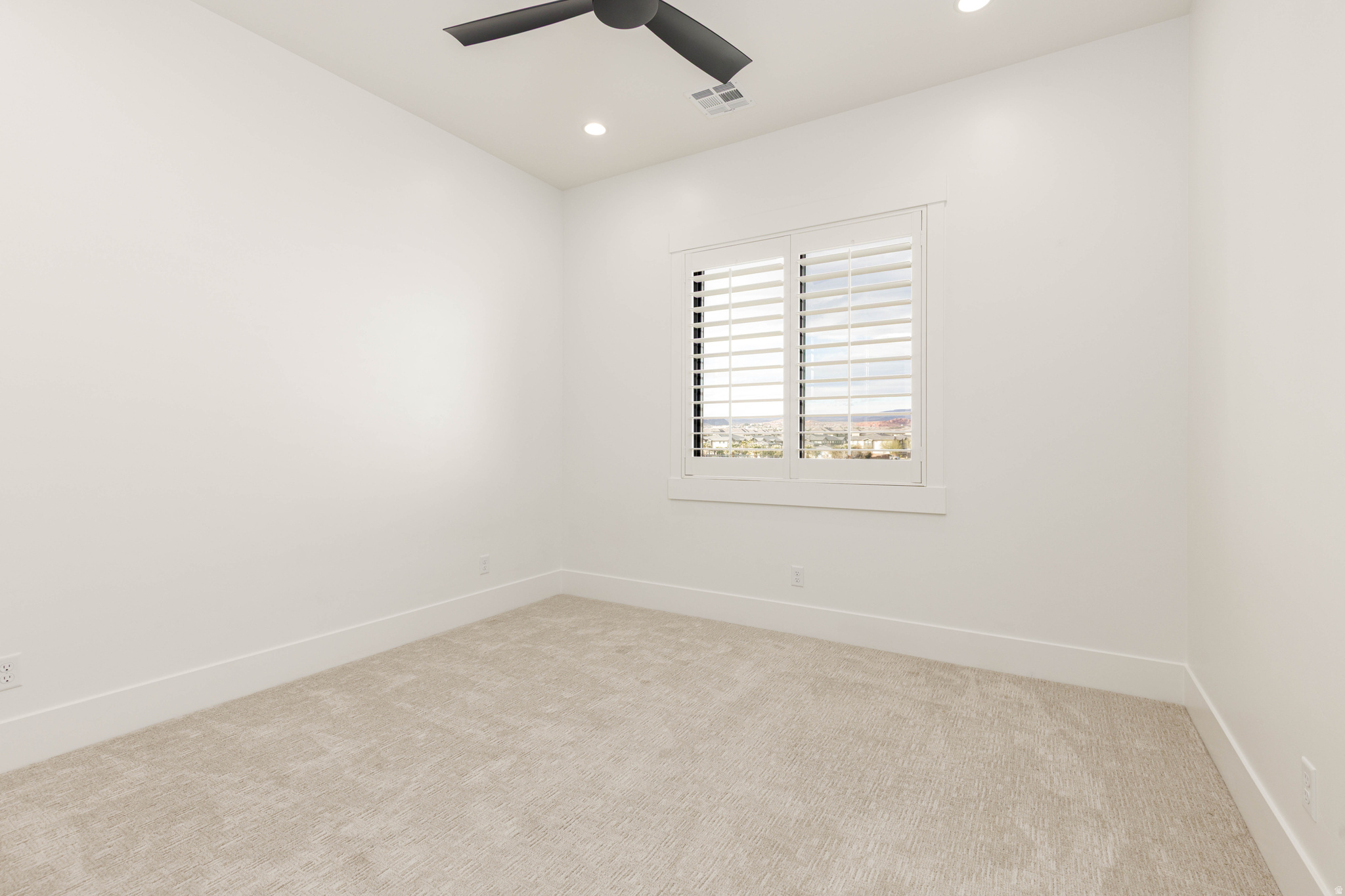 MOORLAND PARK 5 - Residential