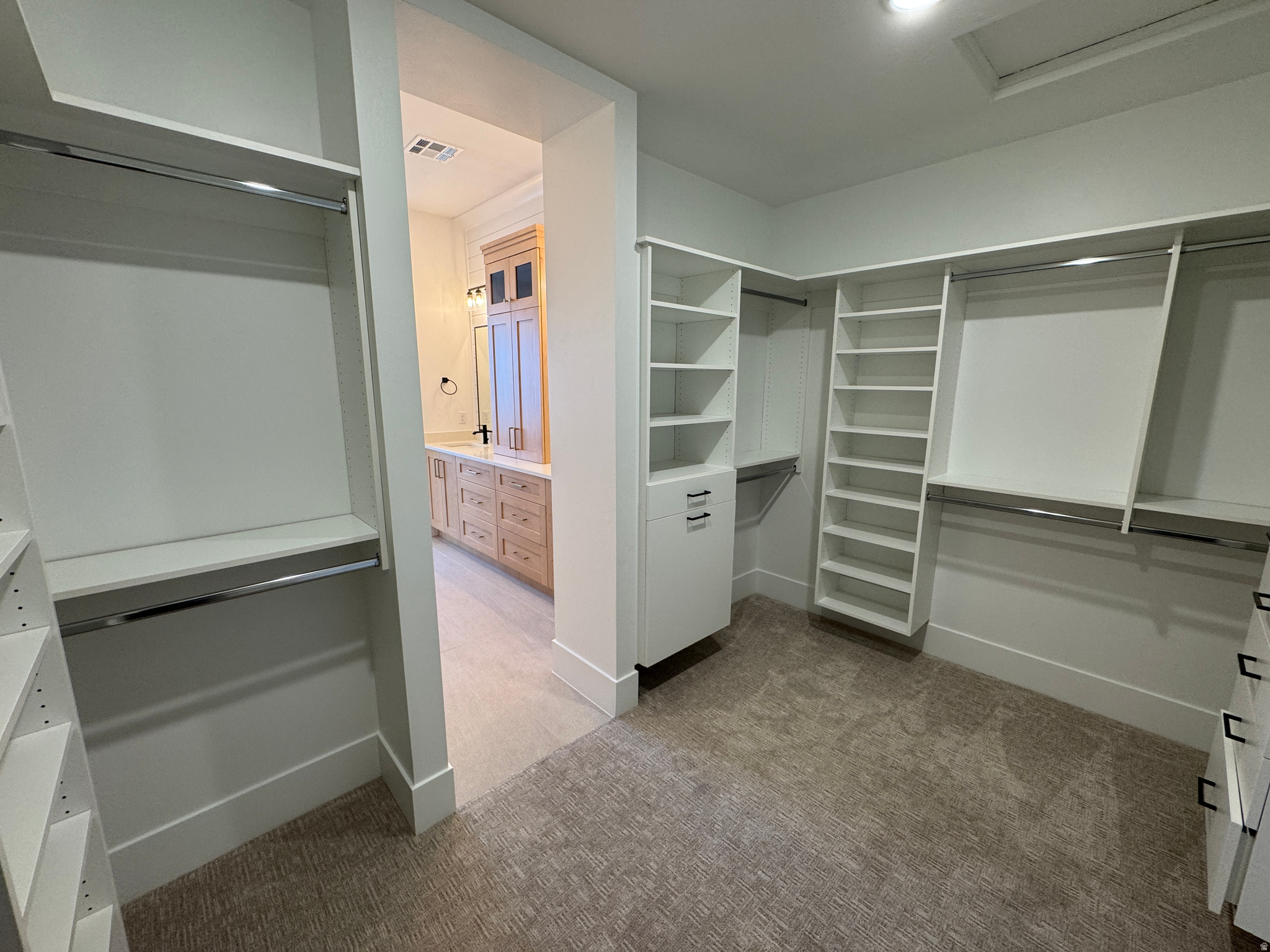 MOORLAND PARK 5 - Residential