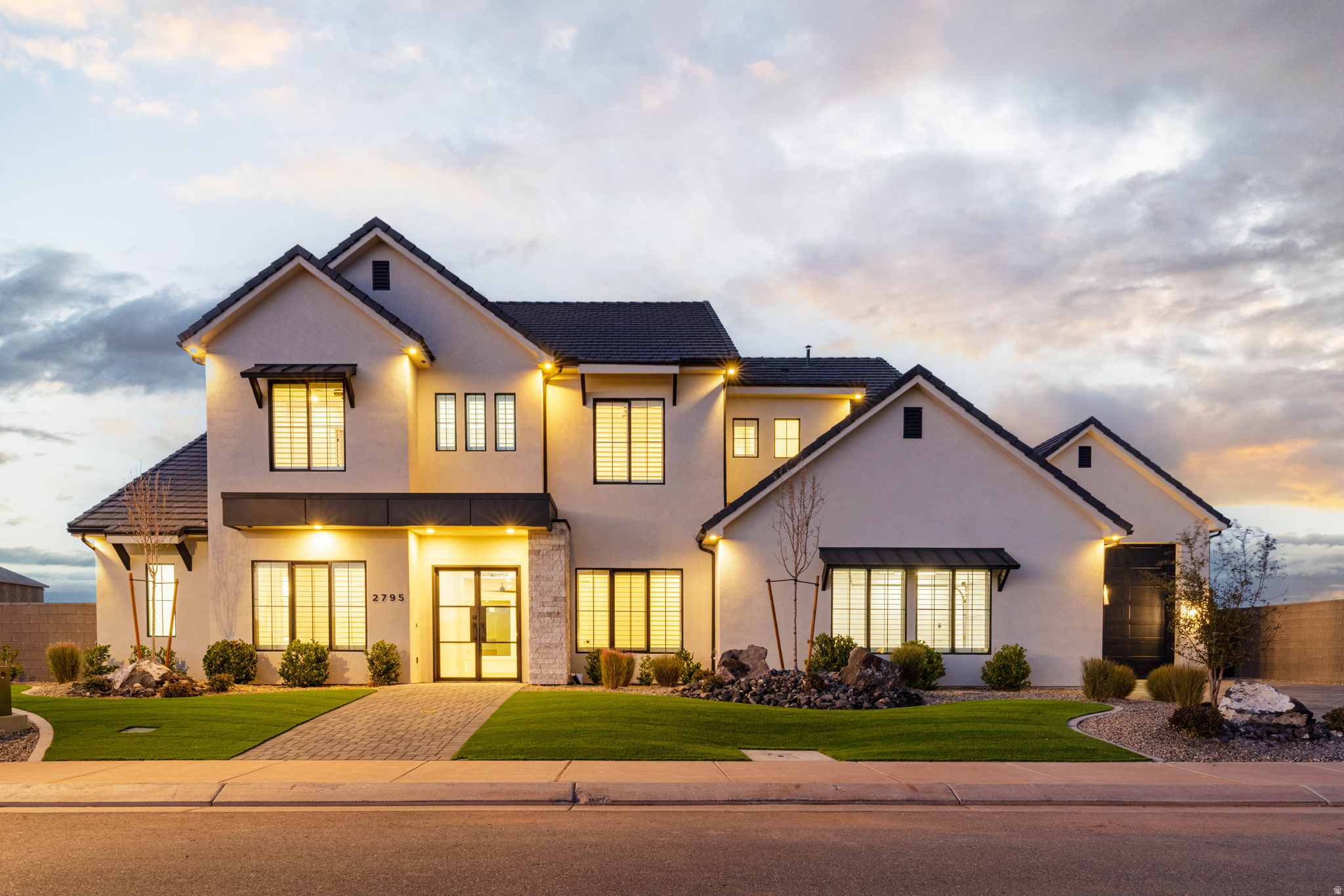 MOORLAND PARK 5 - Residential