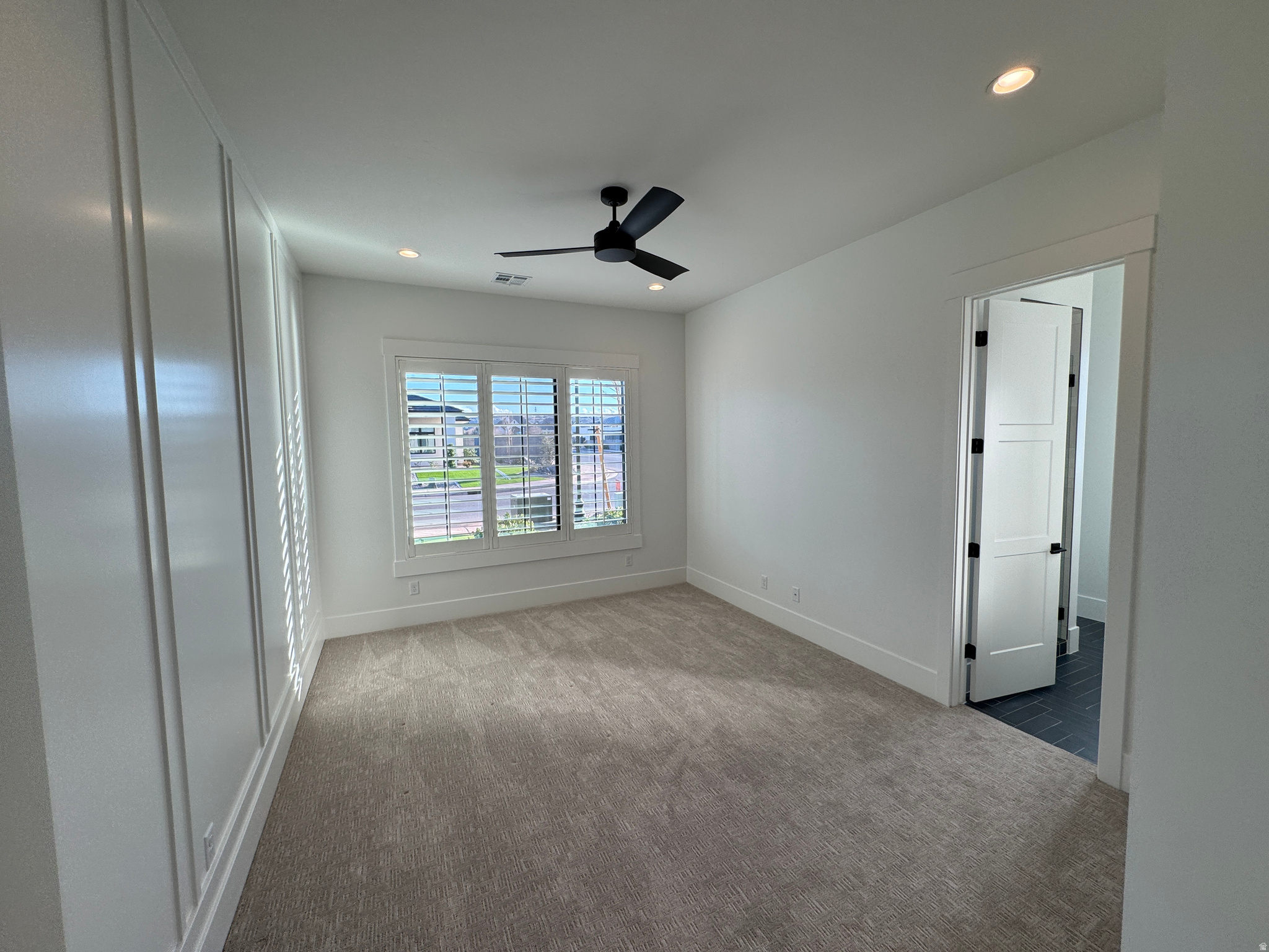 MOORLAND PARK 5 - Residential