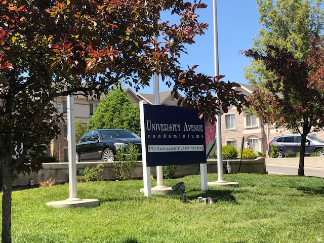 UNIVERSITY AVENUE - UAC - Residential