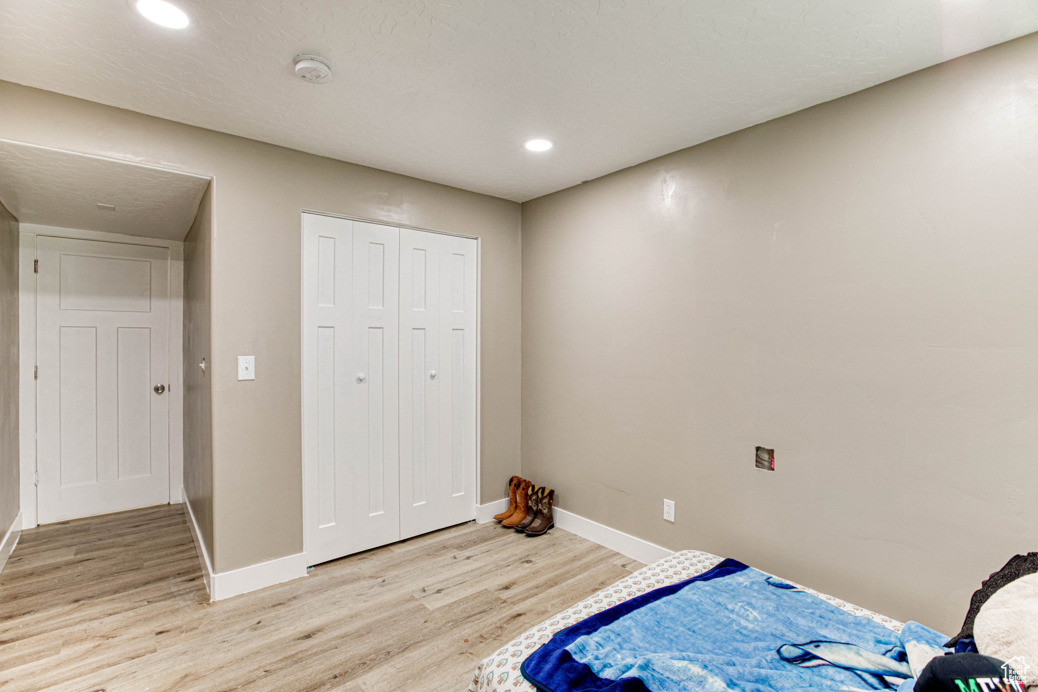 MUSTANG RIDGE - Residential