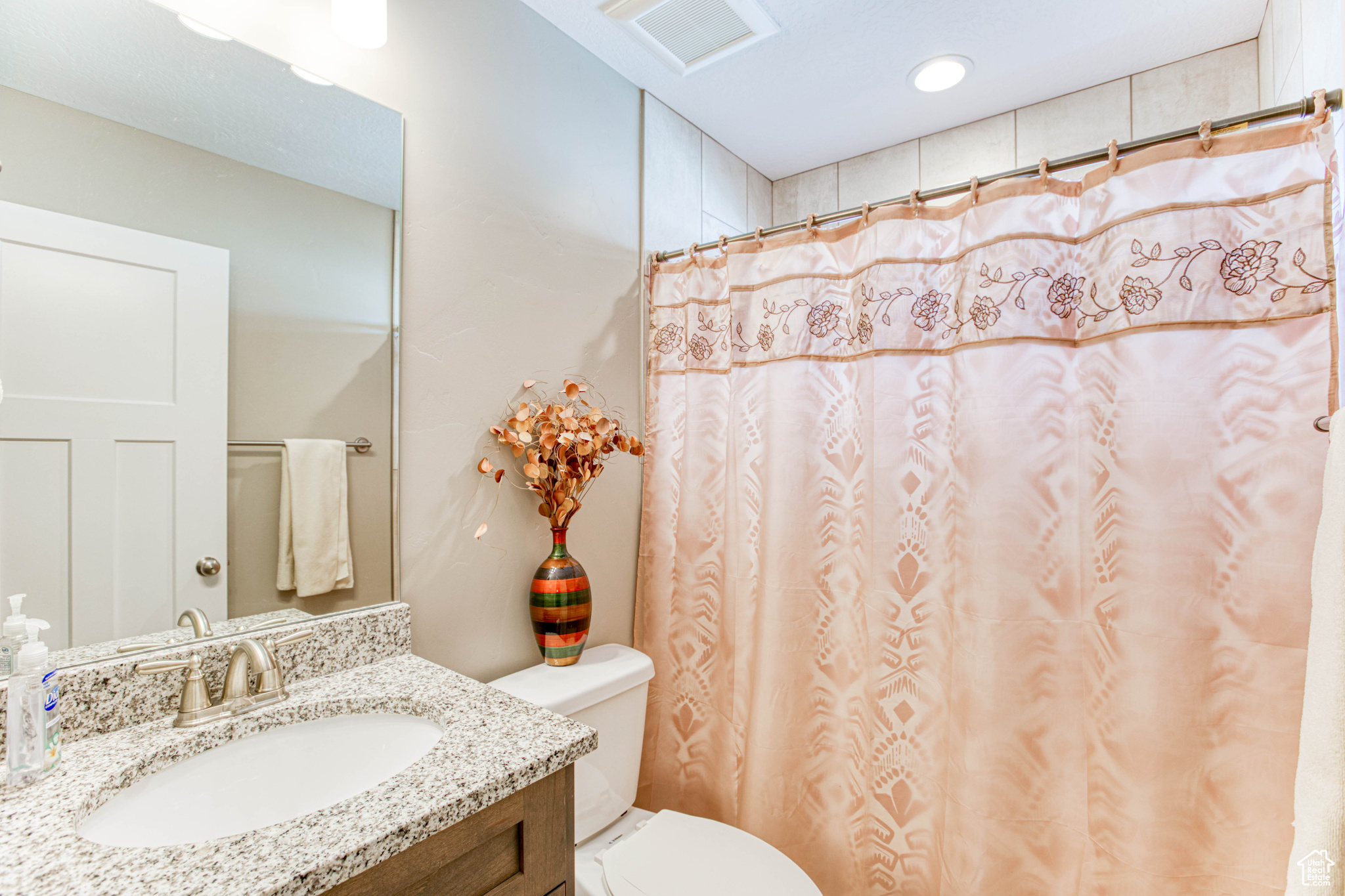 MUSTANG RIDGE - Residential