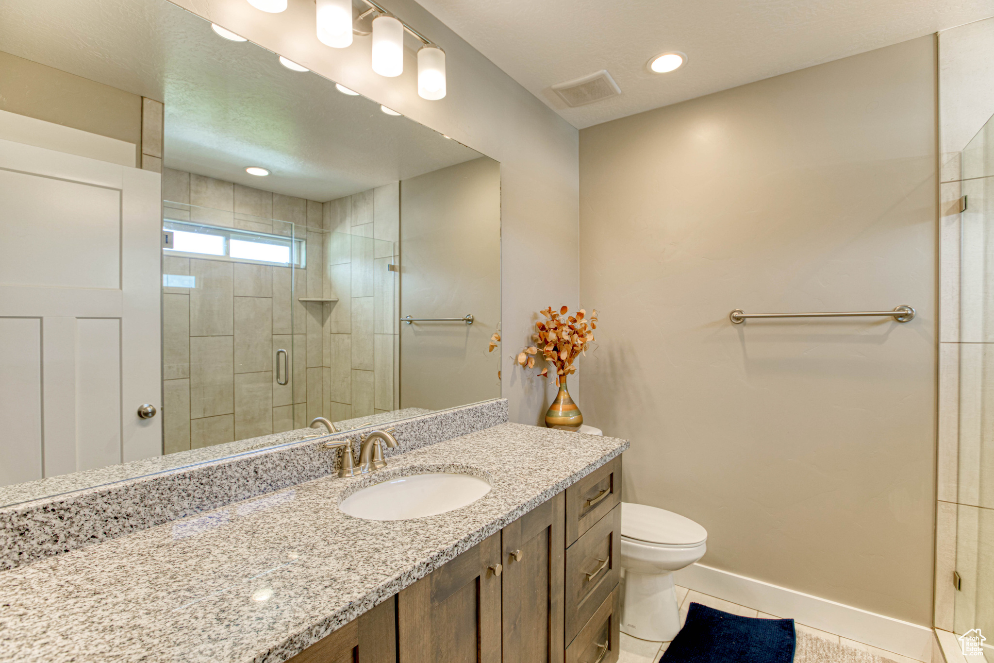 MUSTANG RIDGE - Residential