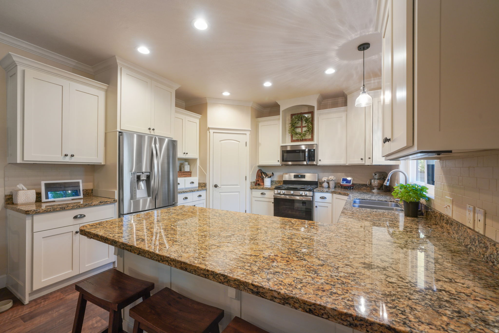 DEER MEADOW ESTATES - Residential