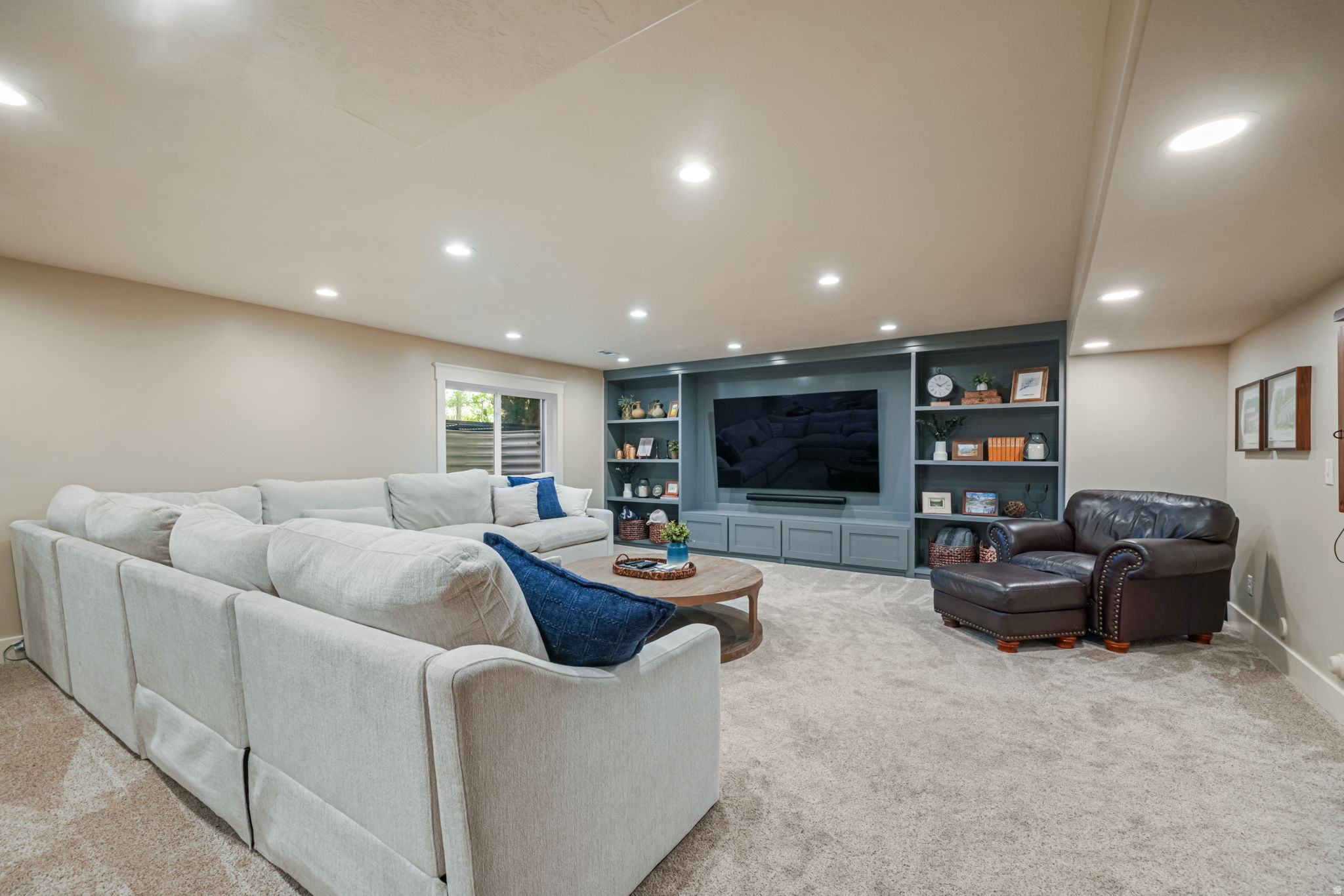 DEER MEADOW ESTATES - Residential