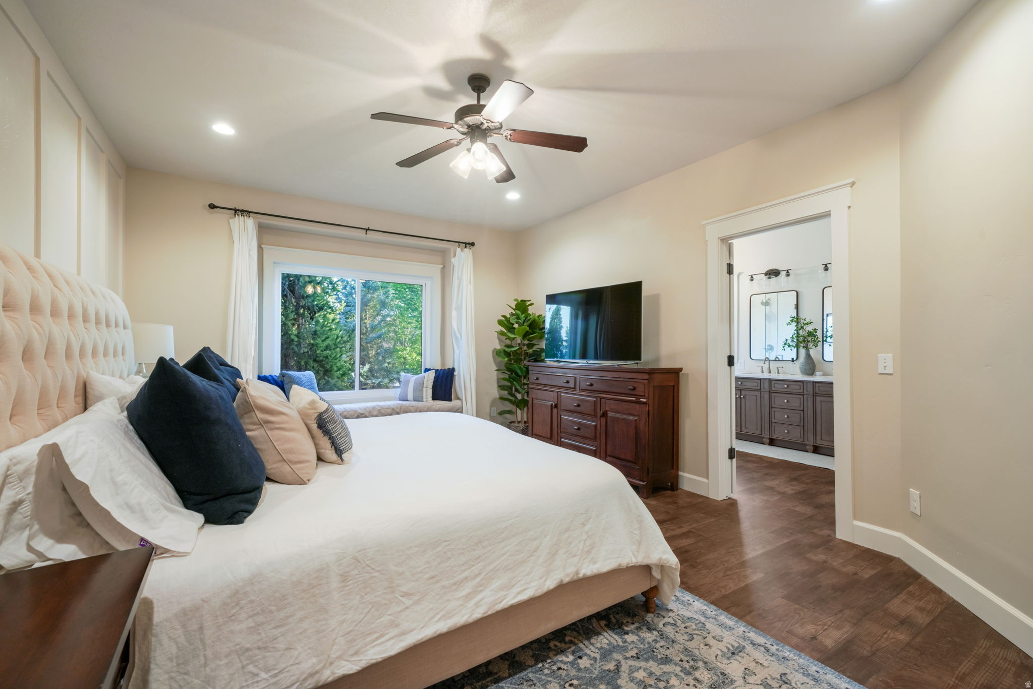 DEER MEADOW ESTATES - Residential