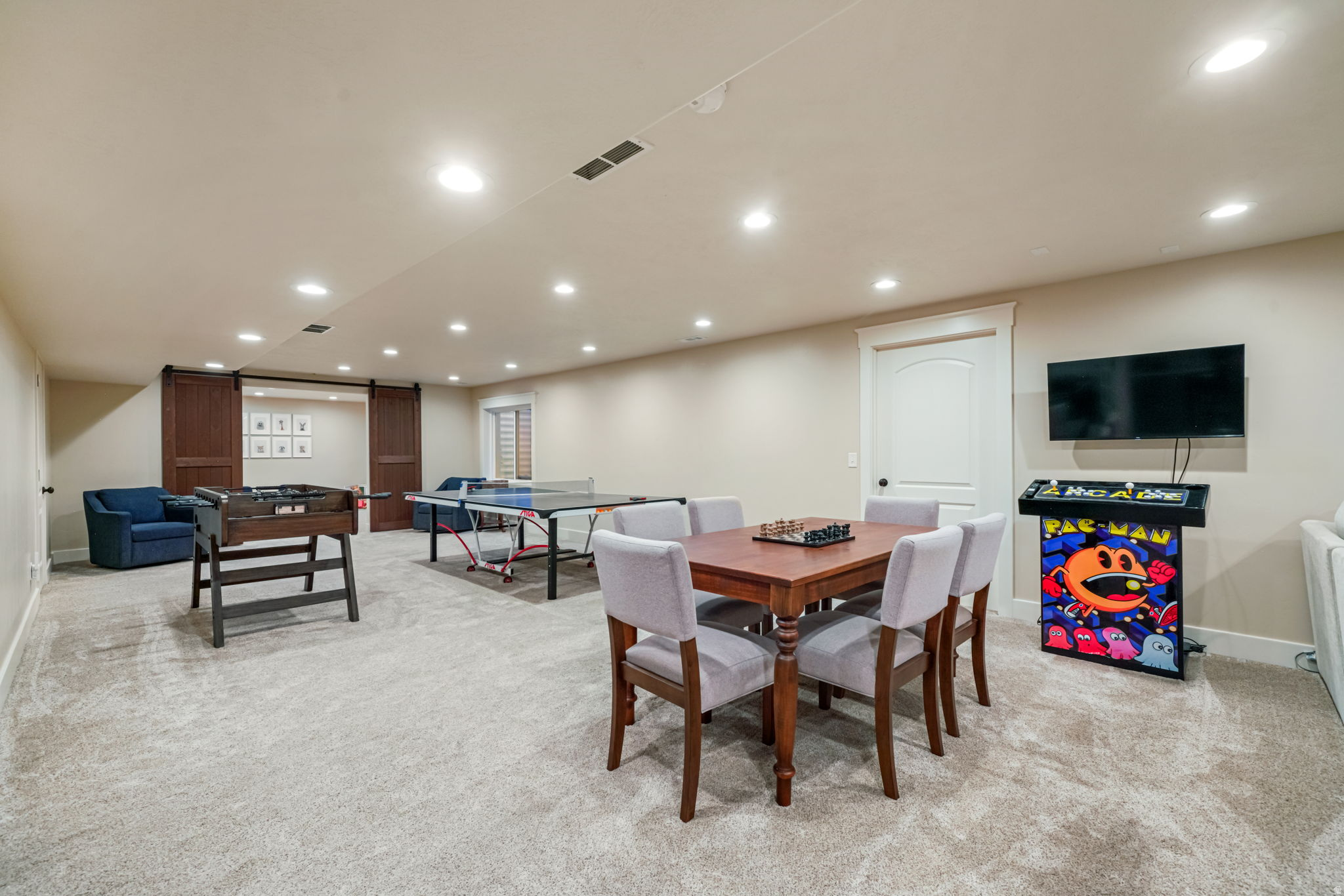 DEER MEADOW ESTATES - Residential