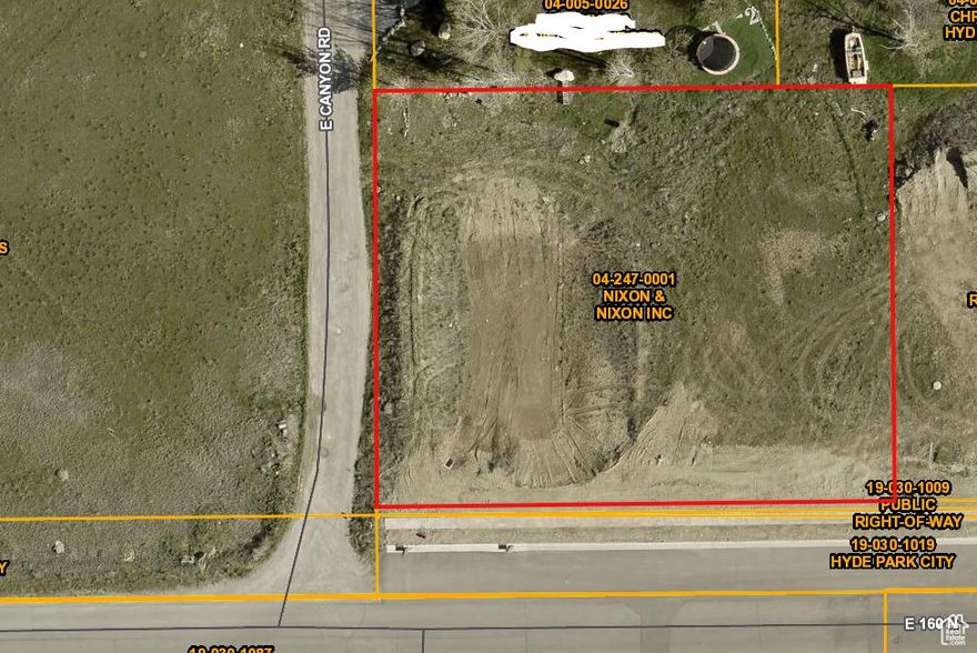 This is a large, preselected lot now on the market with EXCELLENT views. Bring your own builder and build your dream home in this beautiful Juniper Trails Subdivision. Premier lots with trail access out your back door. Located in the foothills of Hyde Park, this new subdivision provides panoramic views of beautiful Cache Valley. Juniper Trails is the first of its kind: a gateway to nature, connecting into a network of Mountain Biking, Equestrian, and Hiking Trails. Please email offers to alex@nixonandnixon.com.