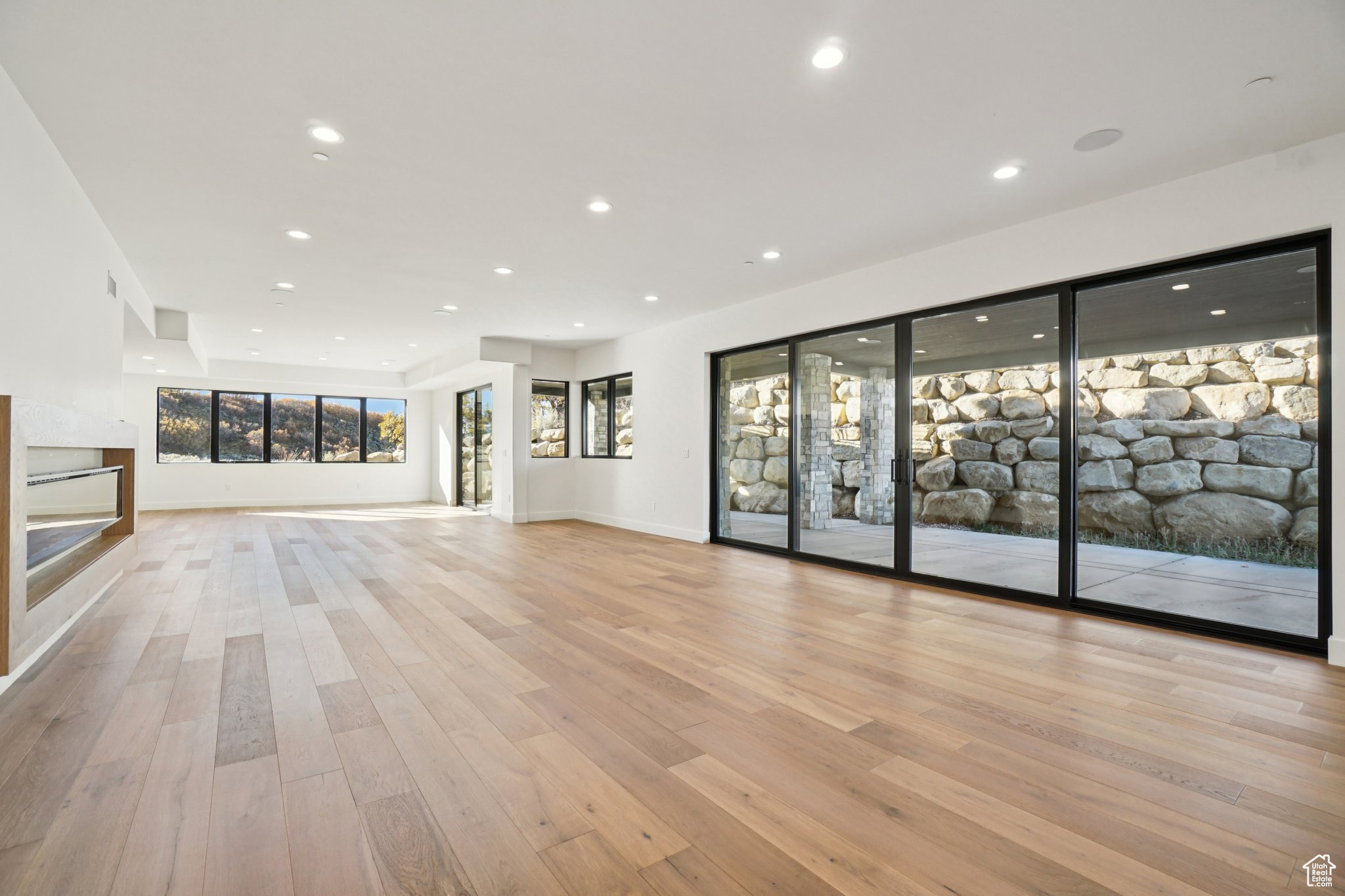 PROMONTORY - Residential