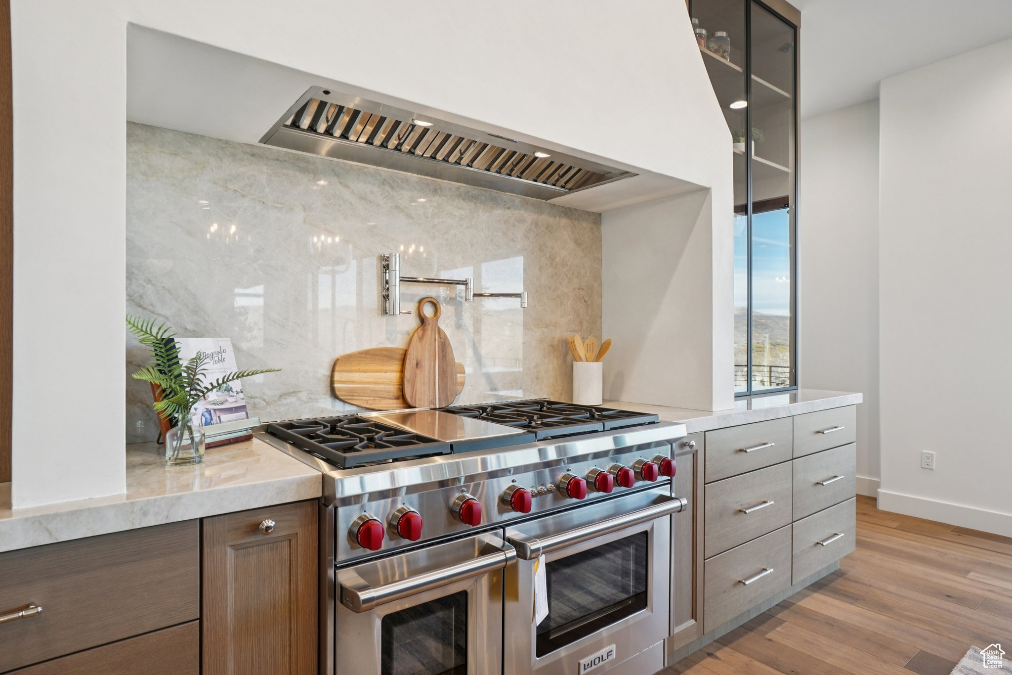 PROMONTORY - Residential