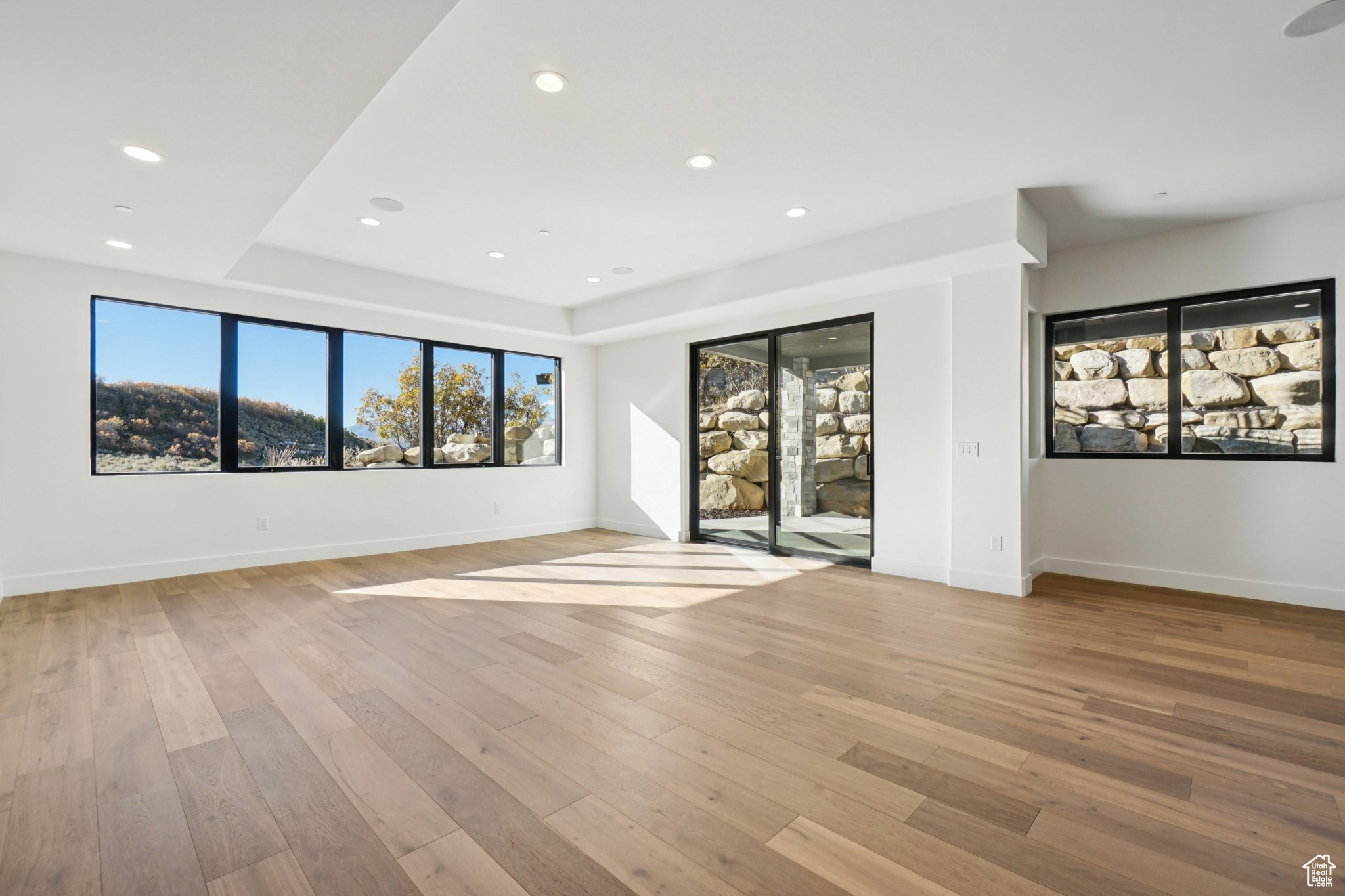 PROMONTORY - Residential