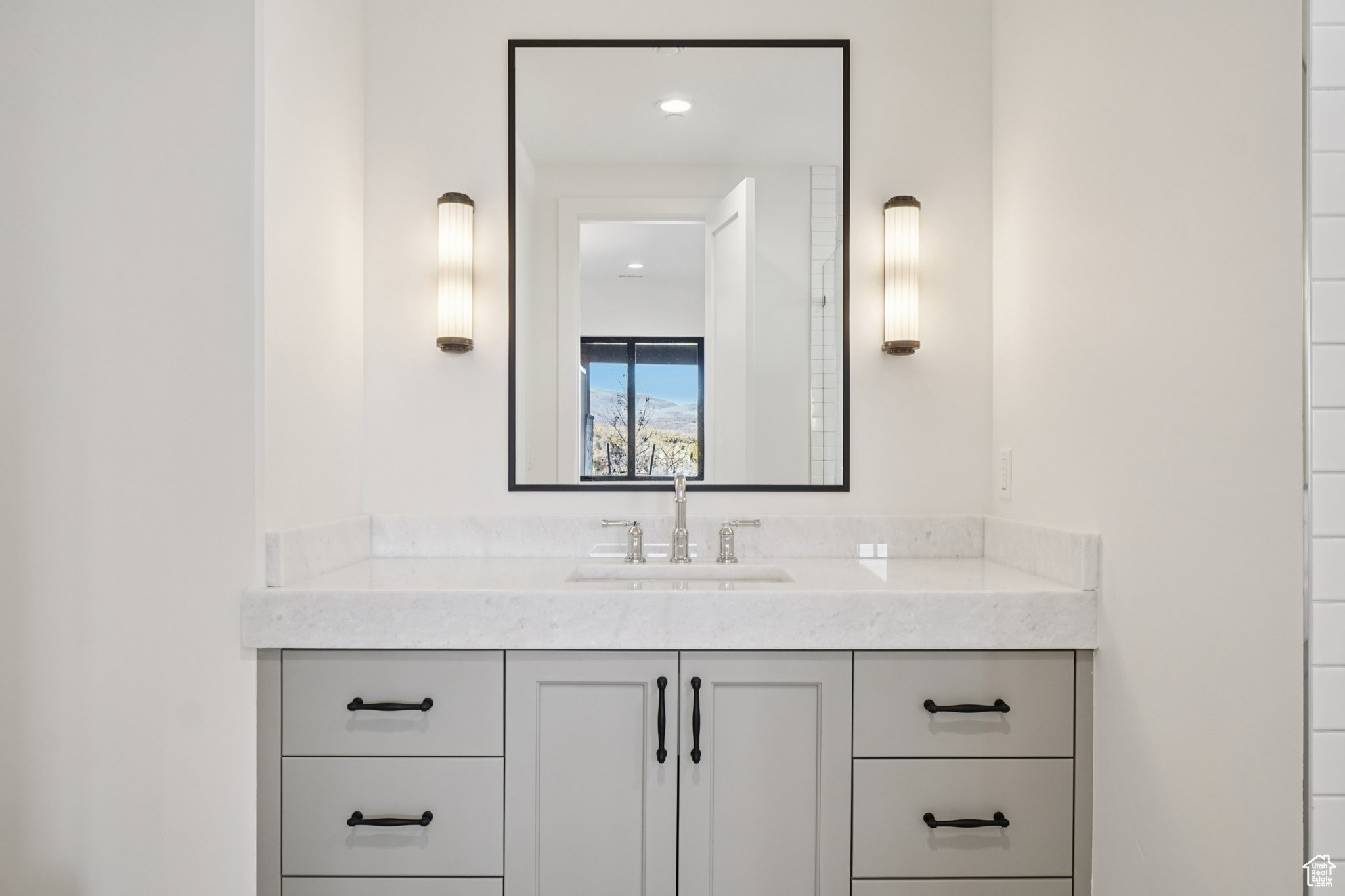 PROMONTORY - Residential