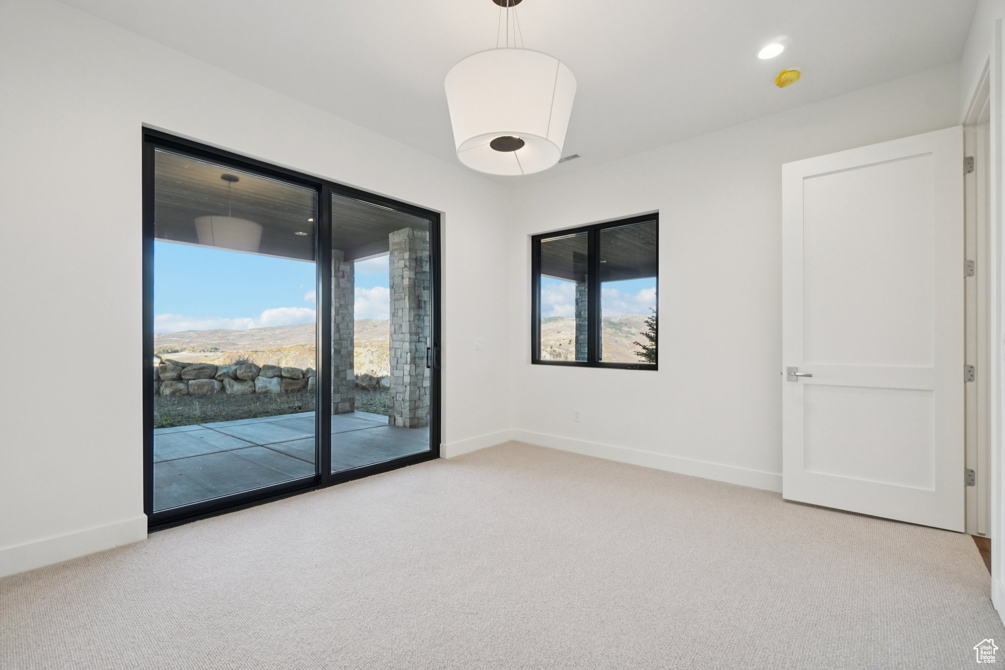 PROMONTORY - Residential