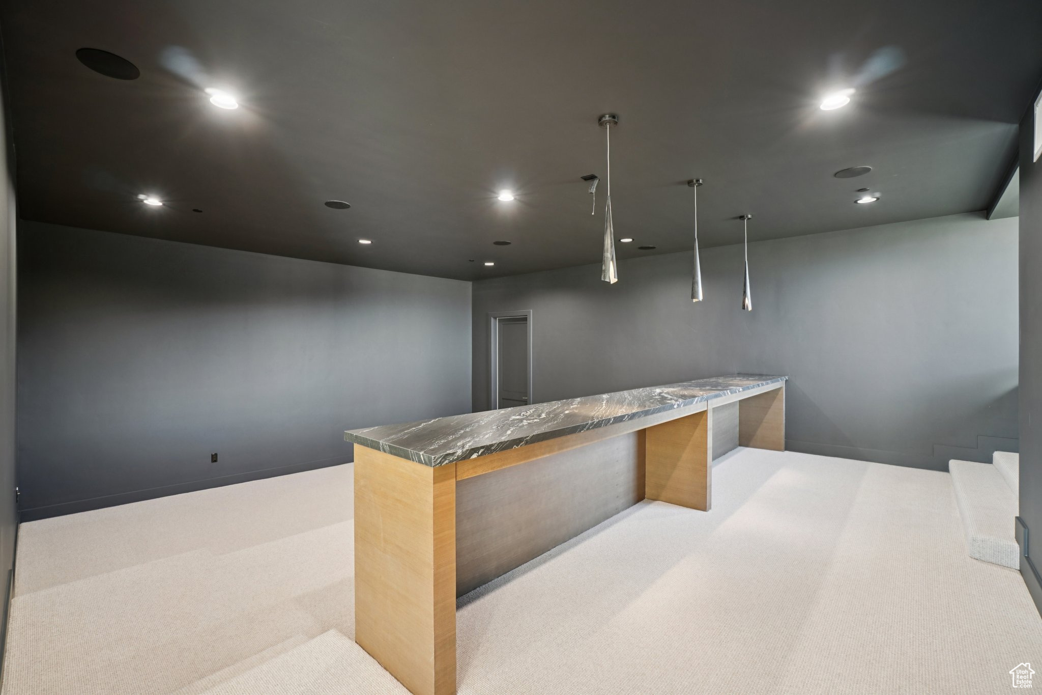 PROMONTORY - Residential