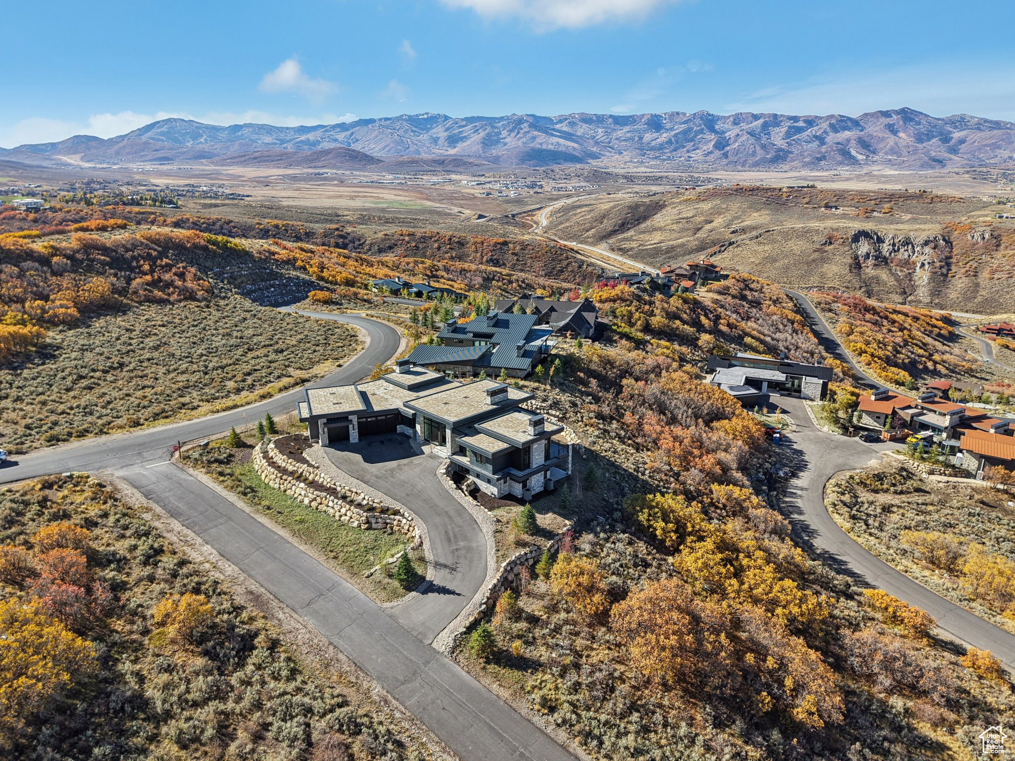 PROMONTORY - Residential