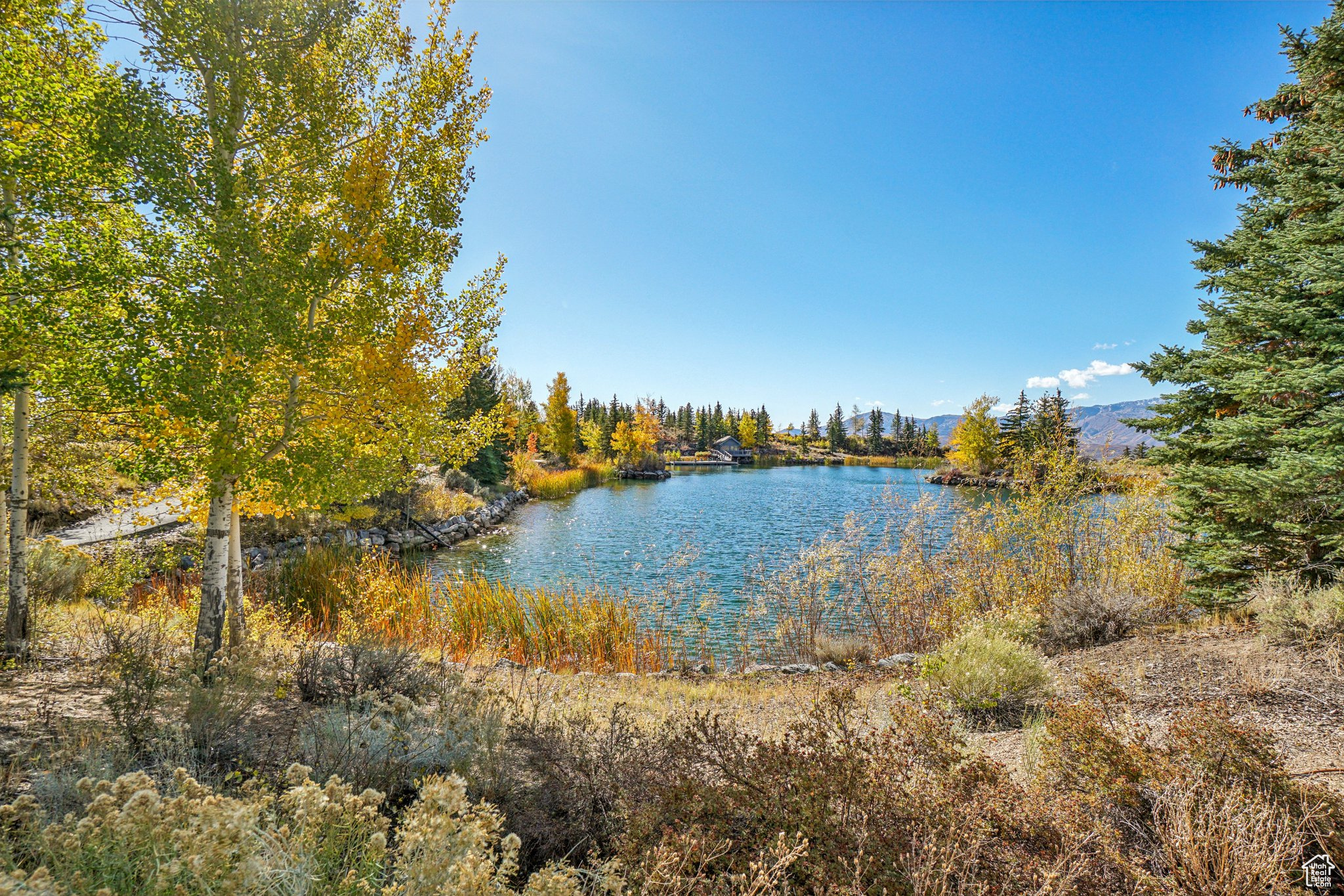 PROMONTORY - Residential