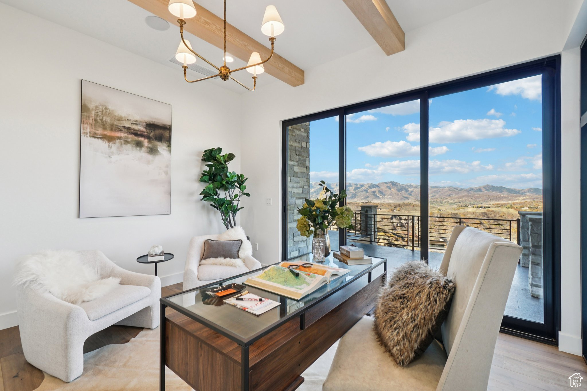 PROMONTORY - Residential