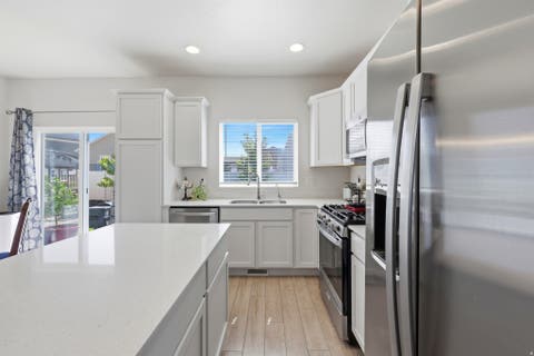 Tiny photo for 6152 N SHEPS RIDGE RD E, Eagle Mountain, UT 84005 (MLS # 2174149)