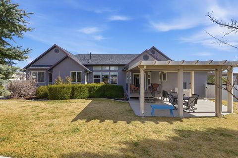 Tiny photo for 13842 S FRIENDSHIP DR, Herriman, UT 84096 (MLS # 2140408)