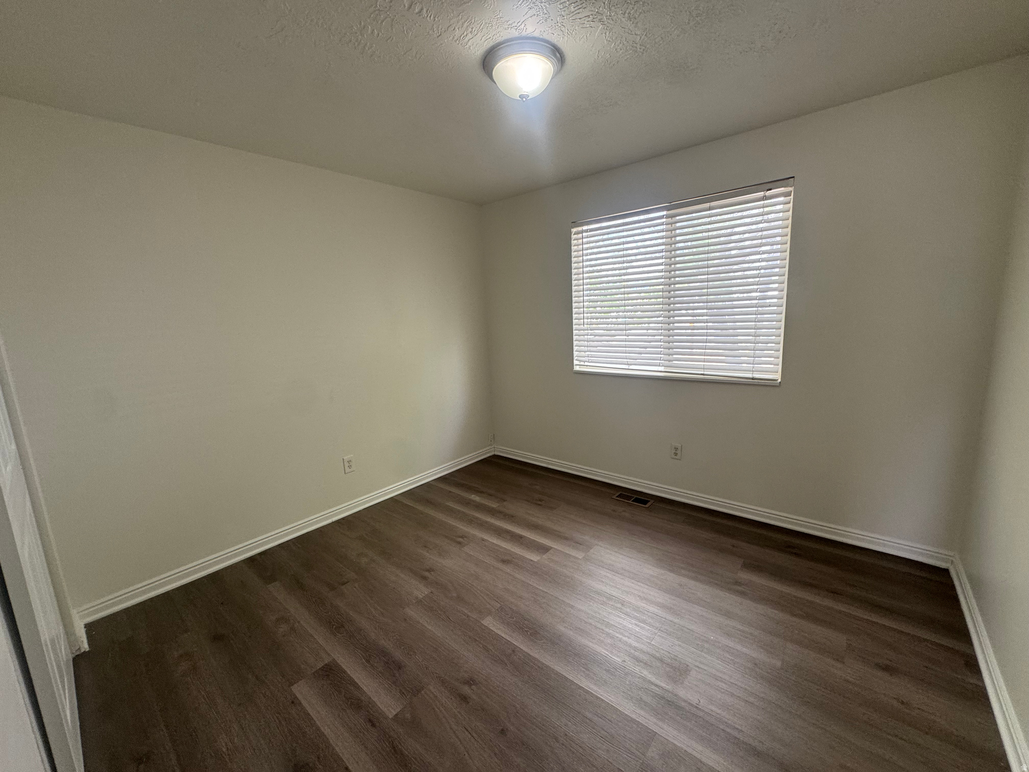 KINGSPOINTE - Residential