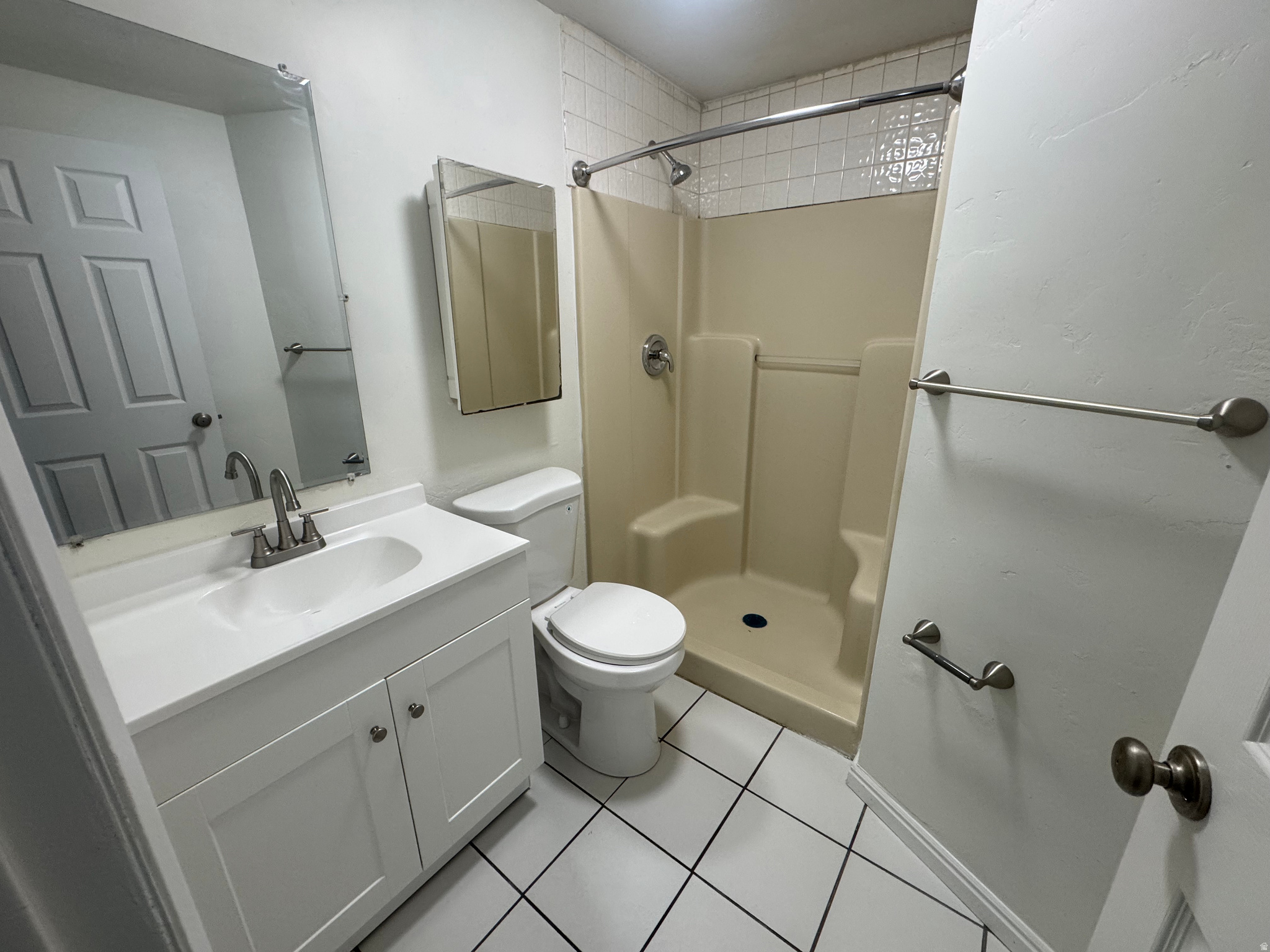 KINGSPOINTE - Residential