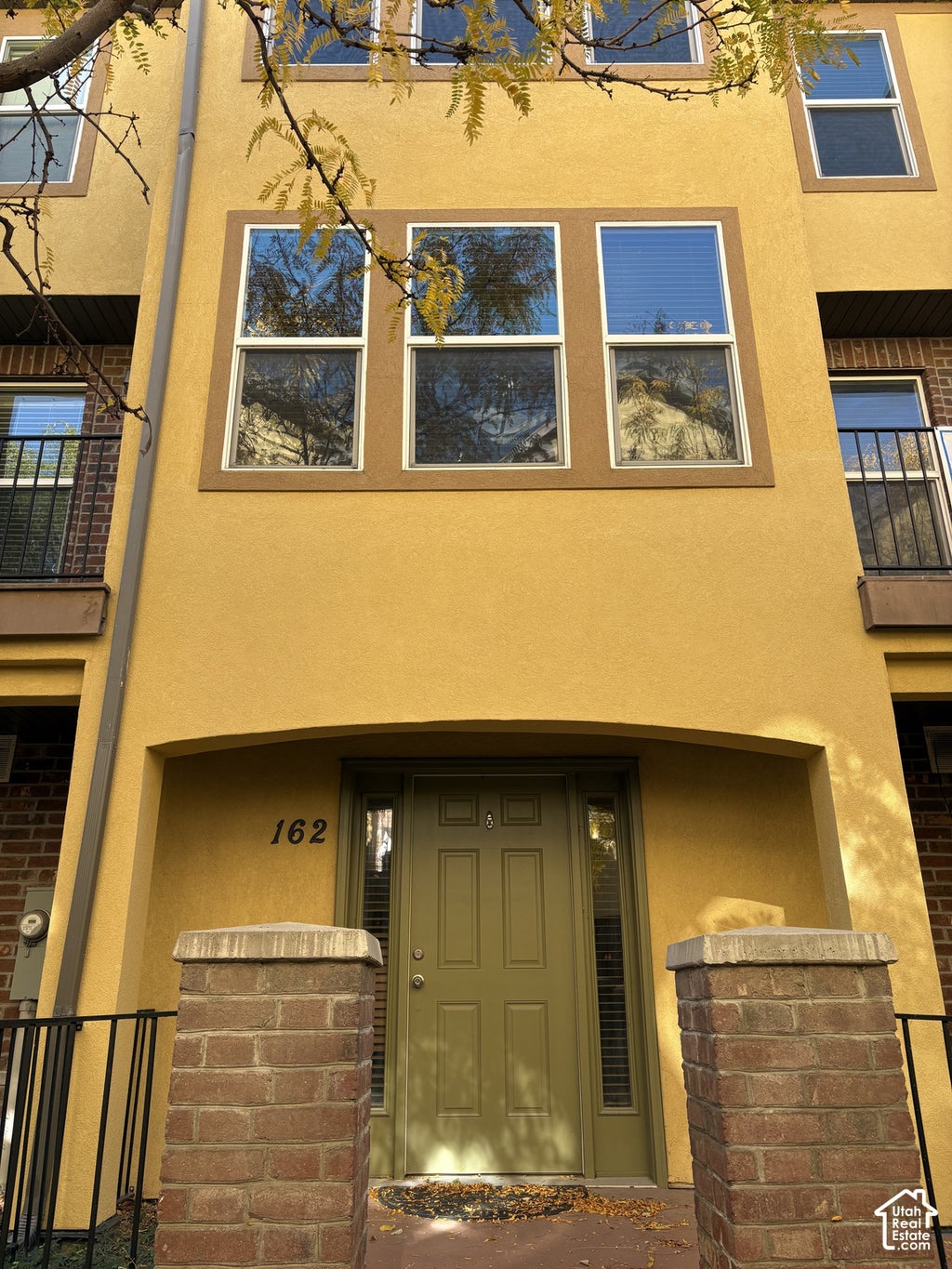 Photo of 162 W BARRY LINKS WAY S, South Salt Lake, UT 84115 (MLS # 2193538)