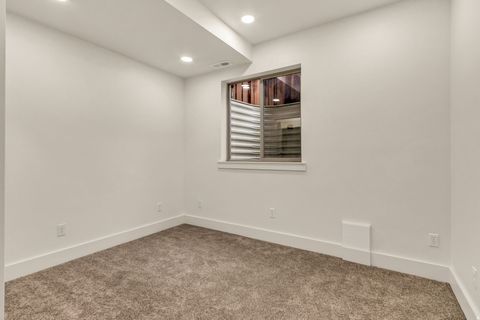 Tiny photo for 1055 N 1000 E, Mapleton, UT 84664 (MLS # 2155243)