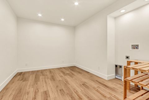 Tiny photo for 1055 N 1000 E, Mapleton, UT 84664 (MLS # 2155243)