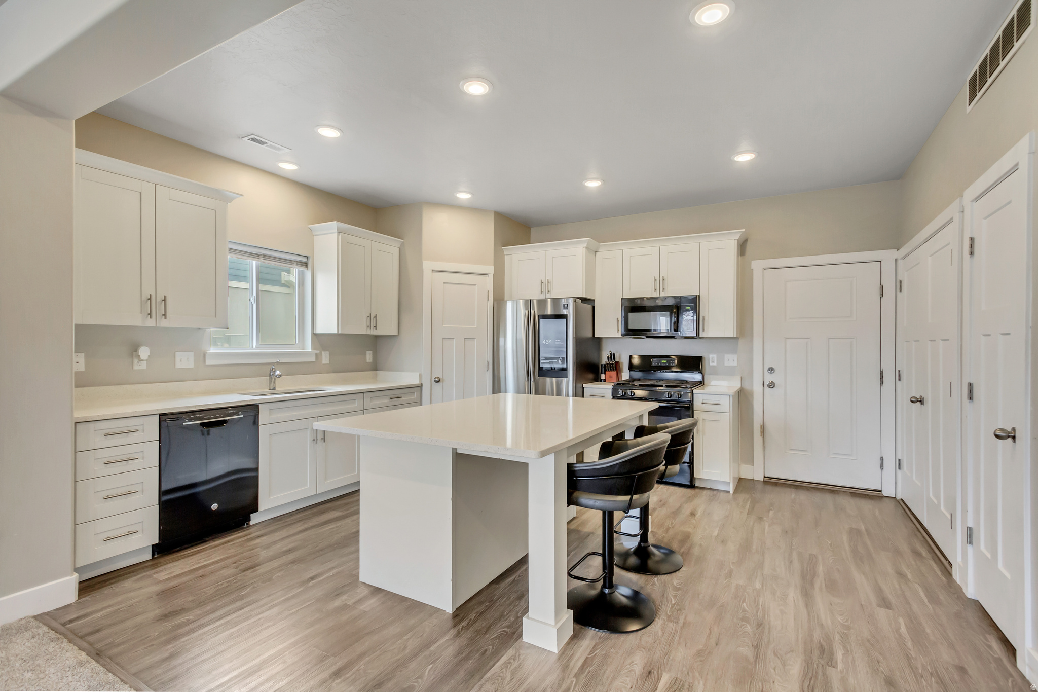 ALL ROAD TRAILHEAD - Residential